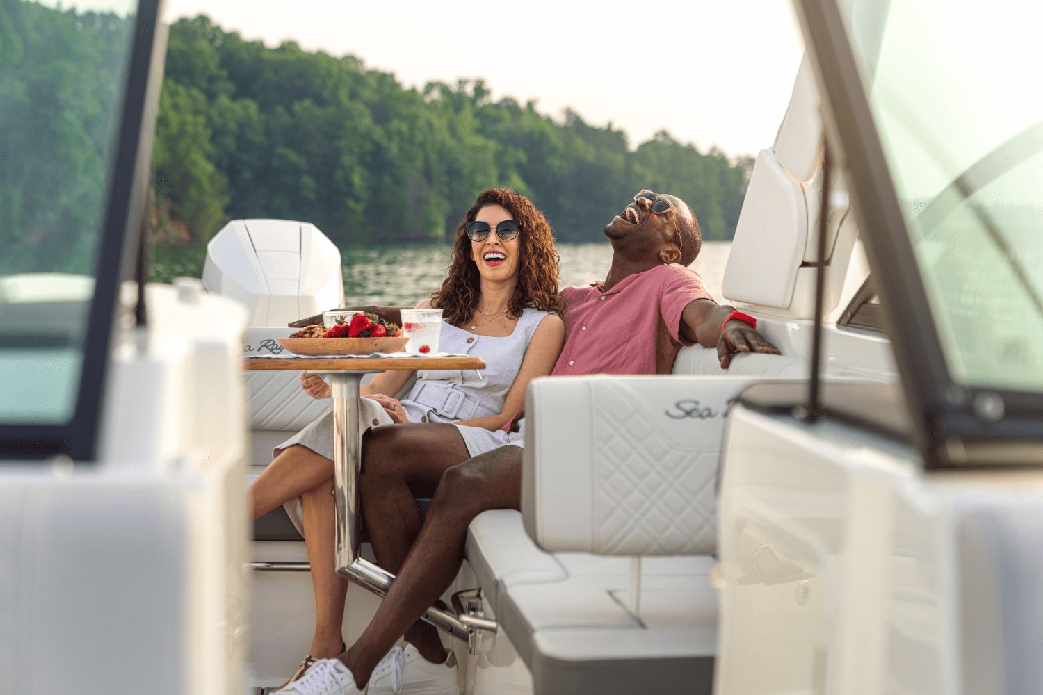 2026 Sea Ray SDX 270 Outboard - 29