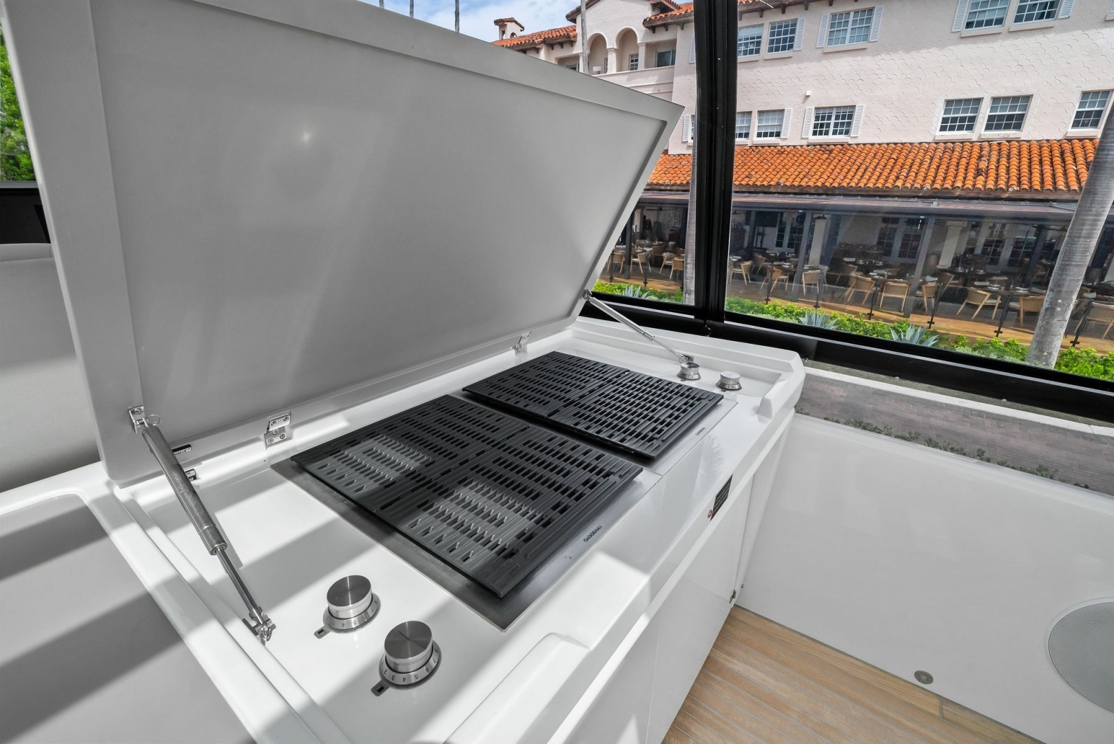 2023 Ferretti Yachts 860 - Image 29