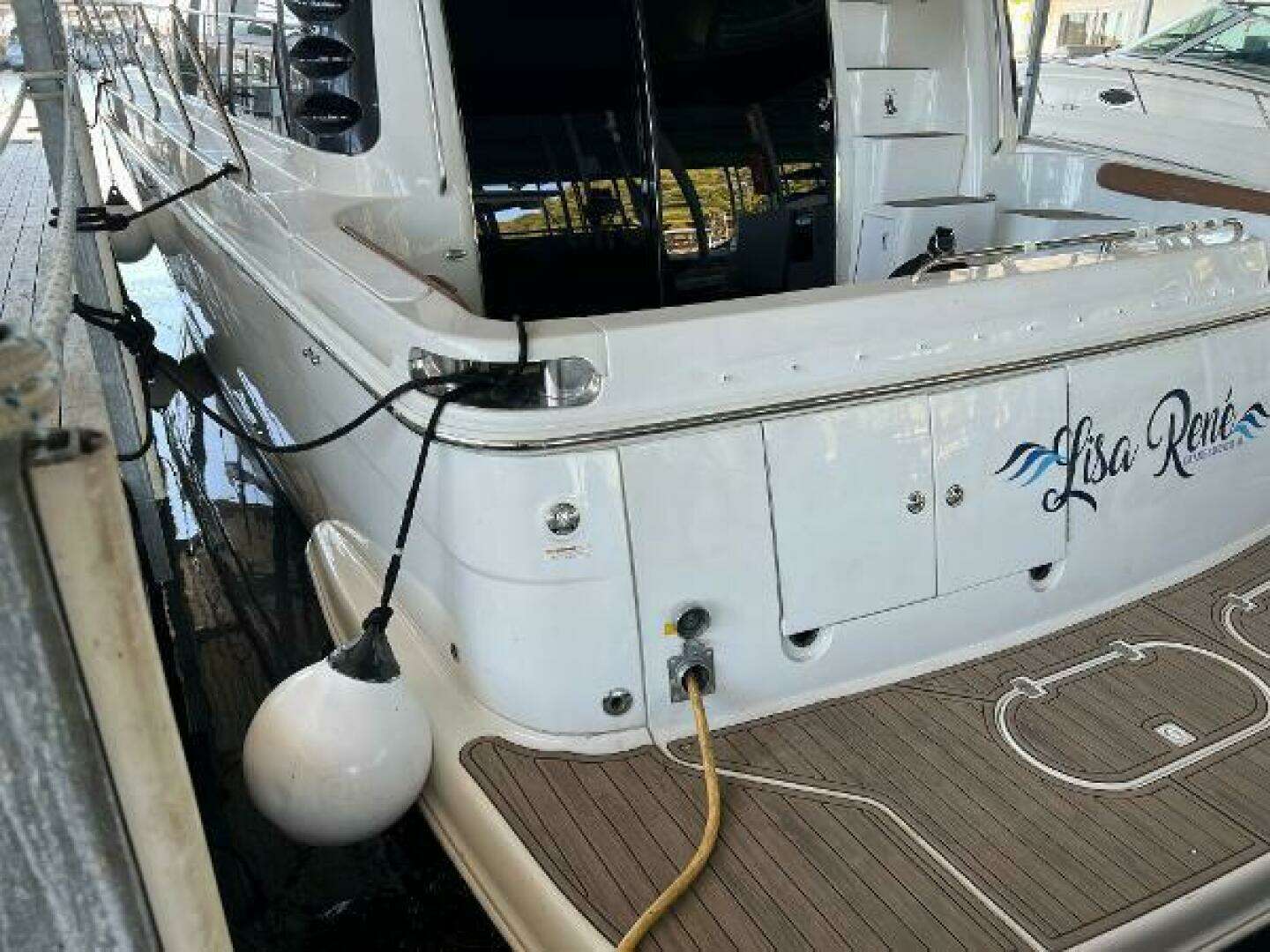 2001 Carver 450 Voyager Pilothouse - Image 10