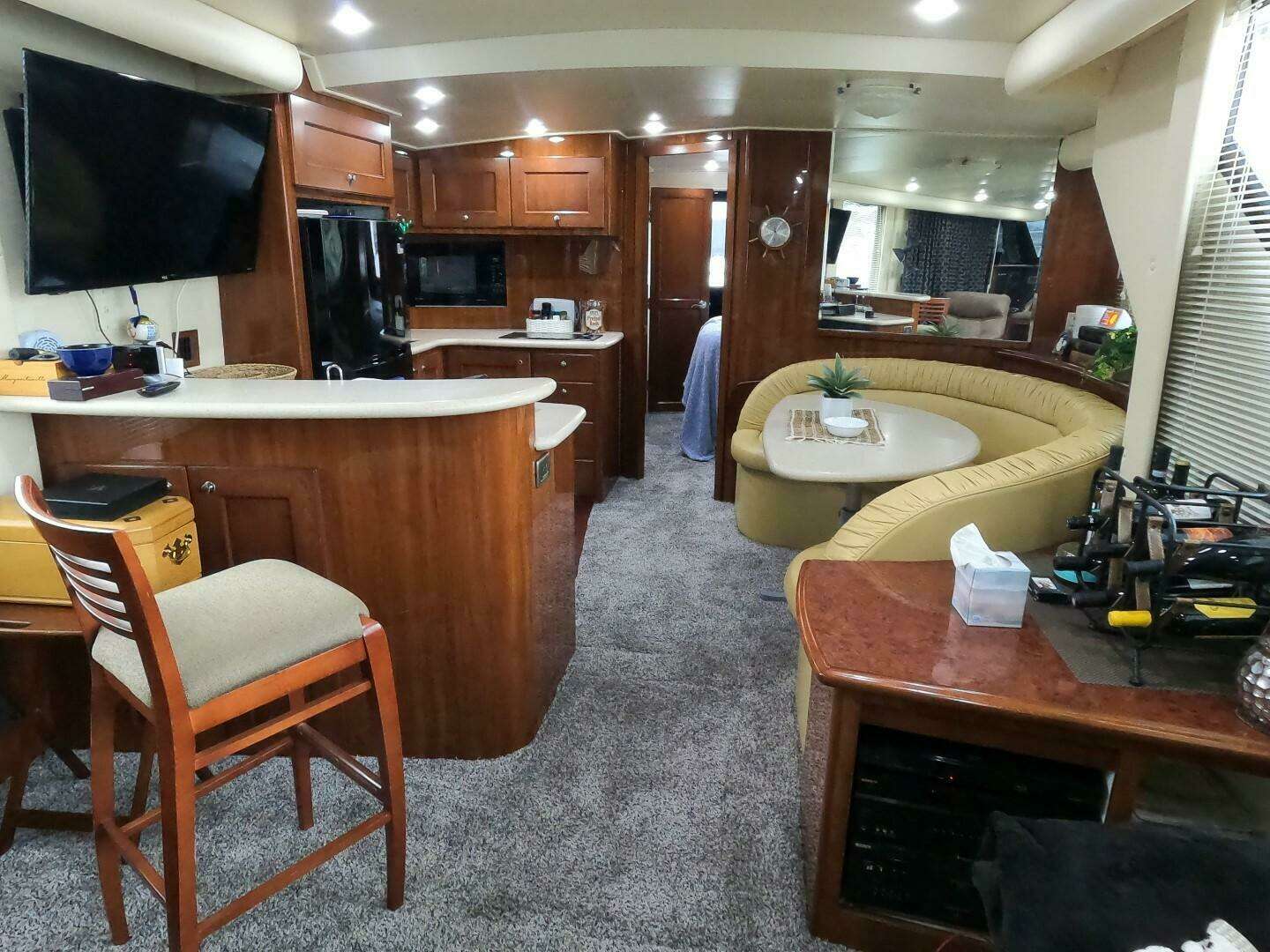 2006 Bluewater 5200 - Image 9