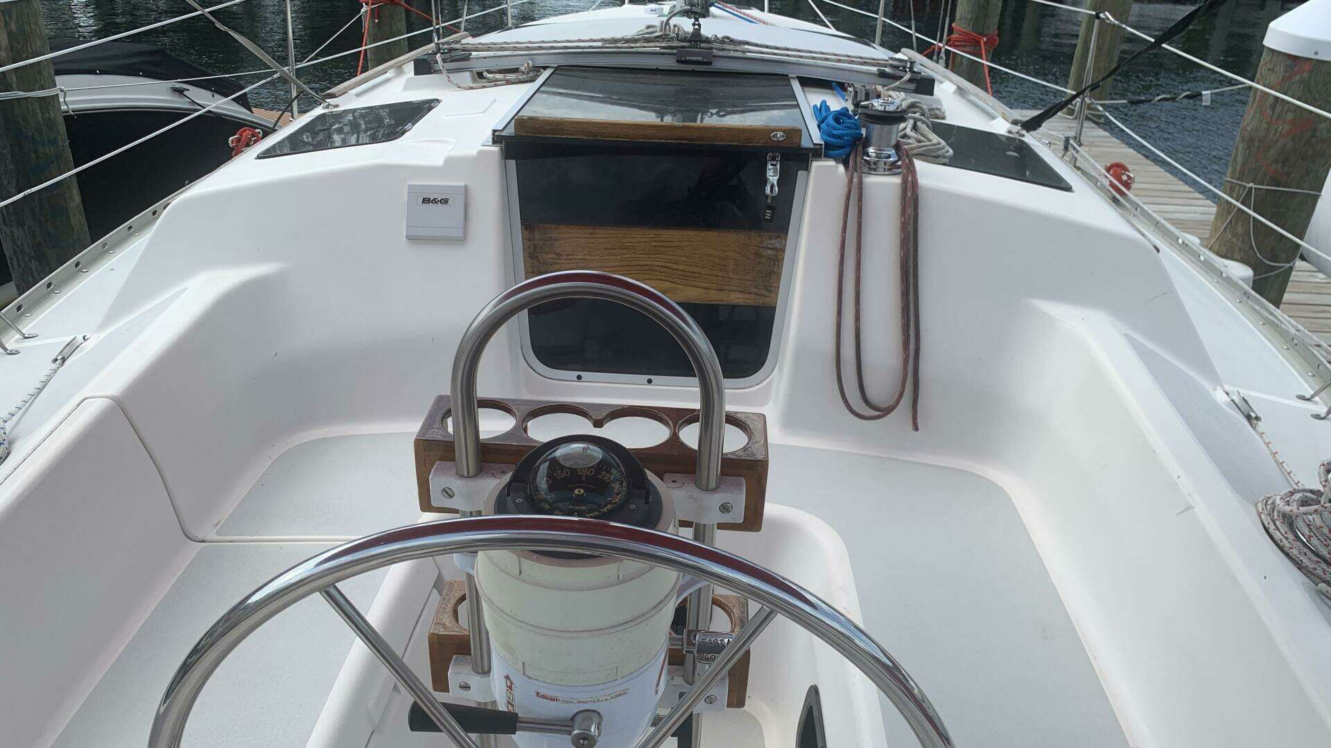 1991 Hunter 30 T - Image 7