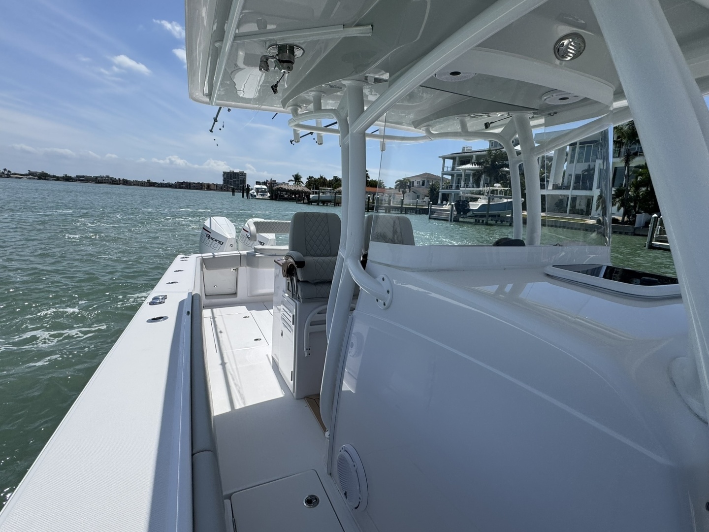2024 Jupiter 38 HFS - Image 16