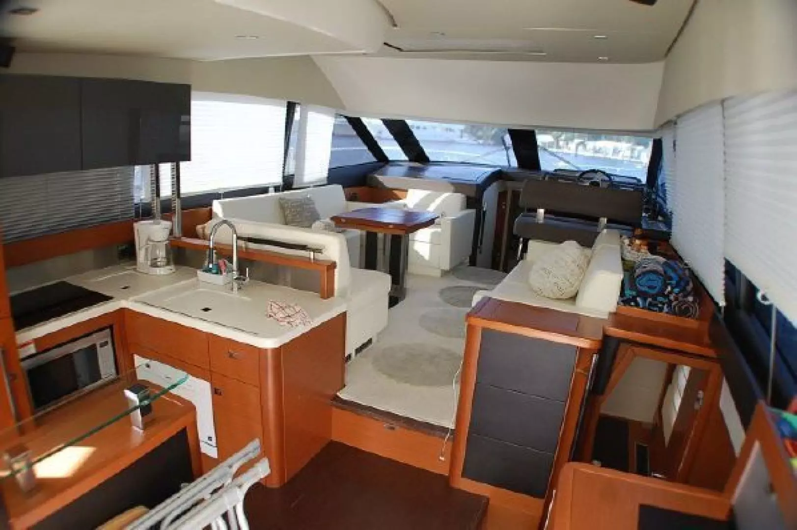 2014 Prestige 500 - Image 8