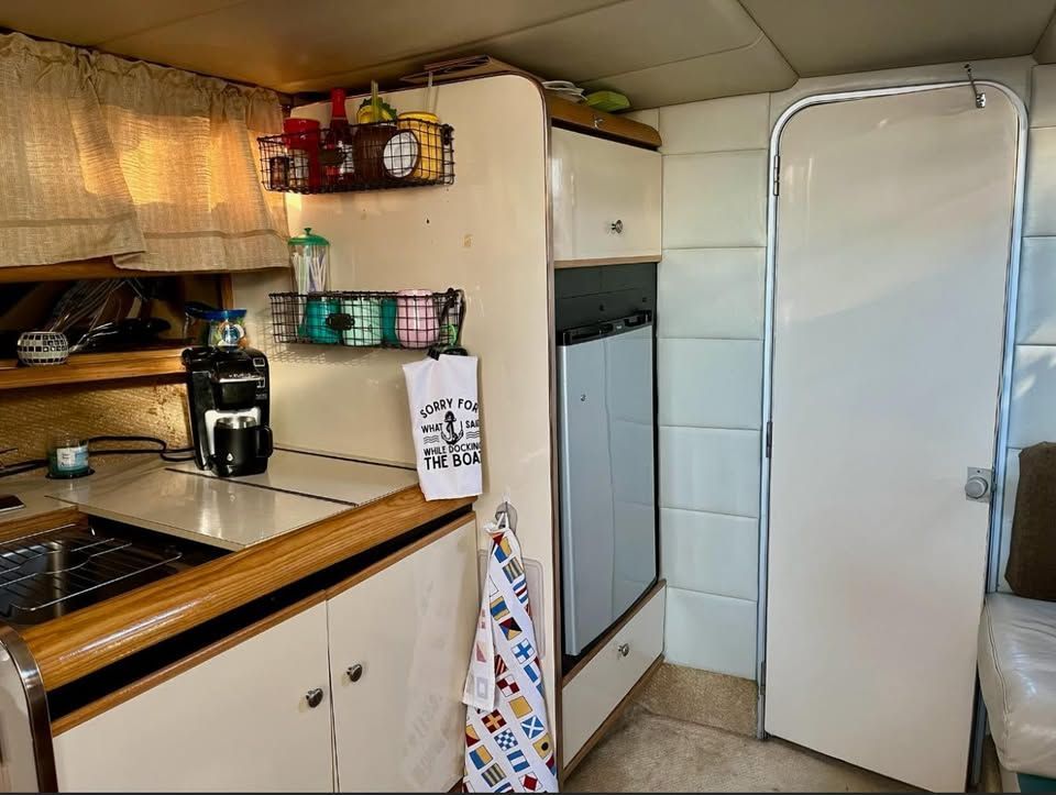 1989 Bayliner 3485 Avanti - 10