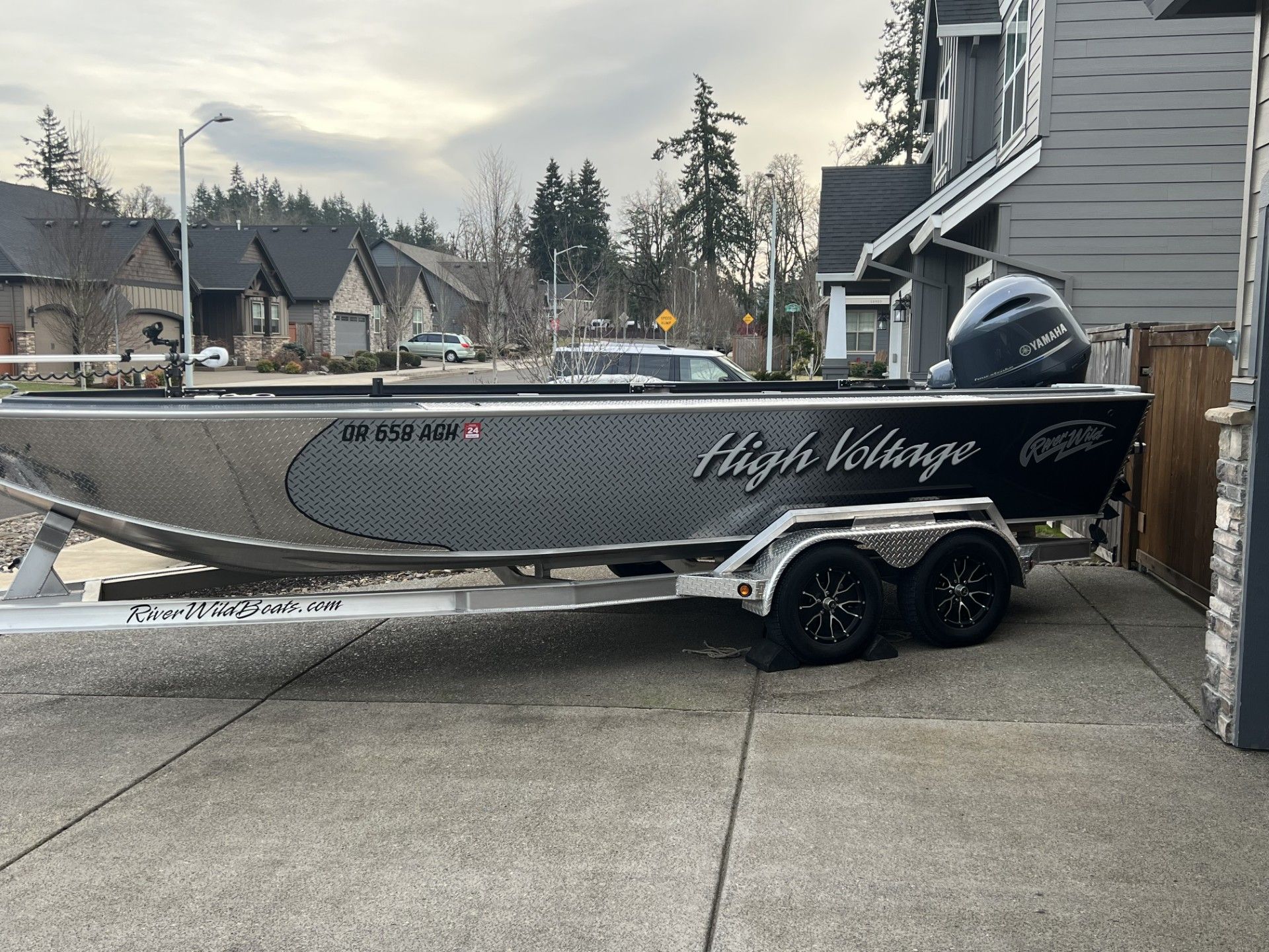 2018 Custom River Master - 3