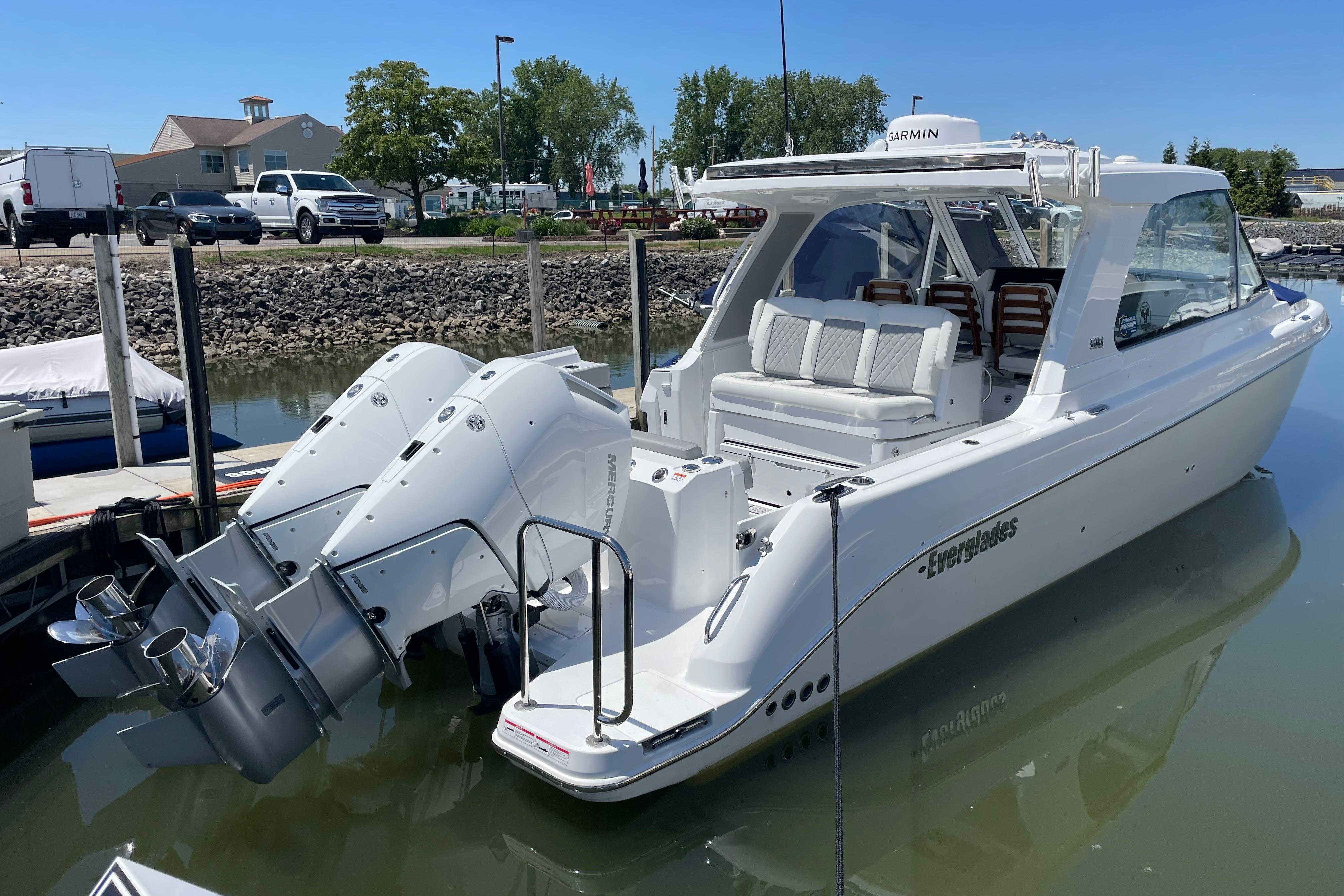 2026 Everglades 367CX