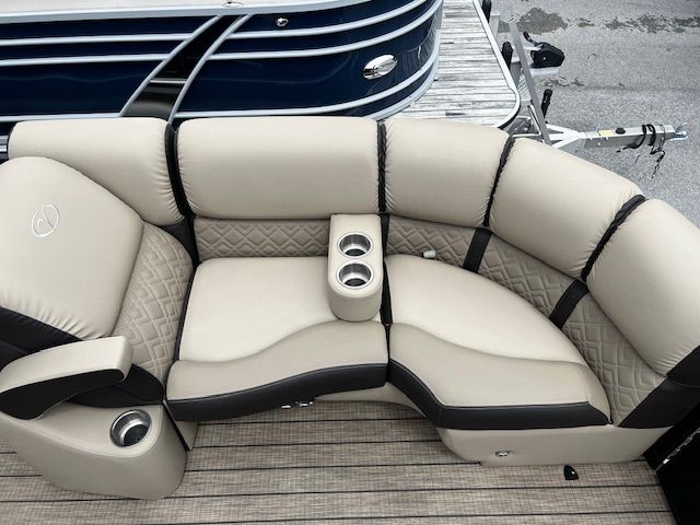 2023 Veranda VP22RCT pontoon boat seating area with cup holders.