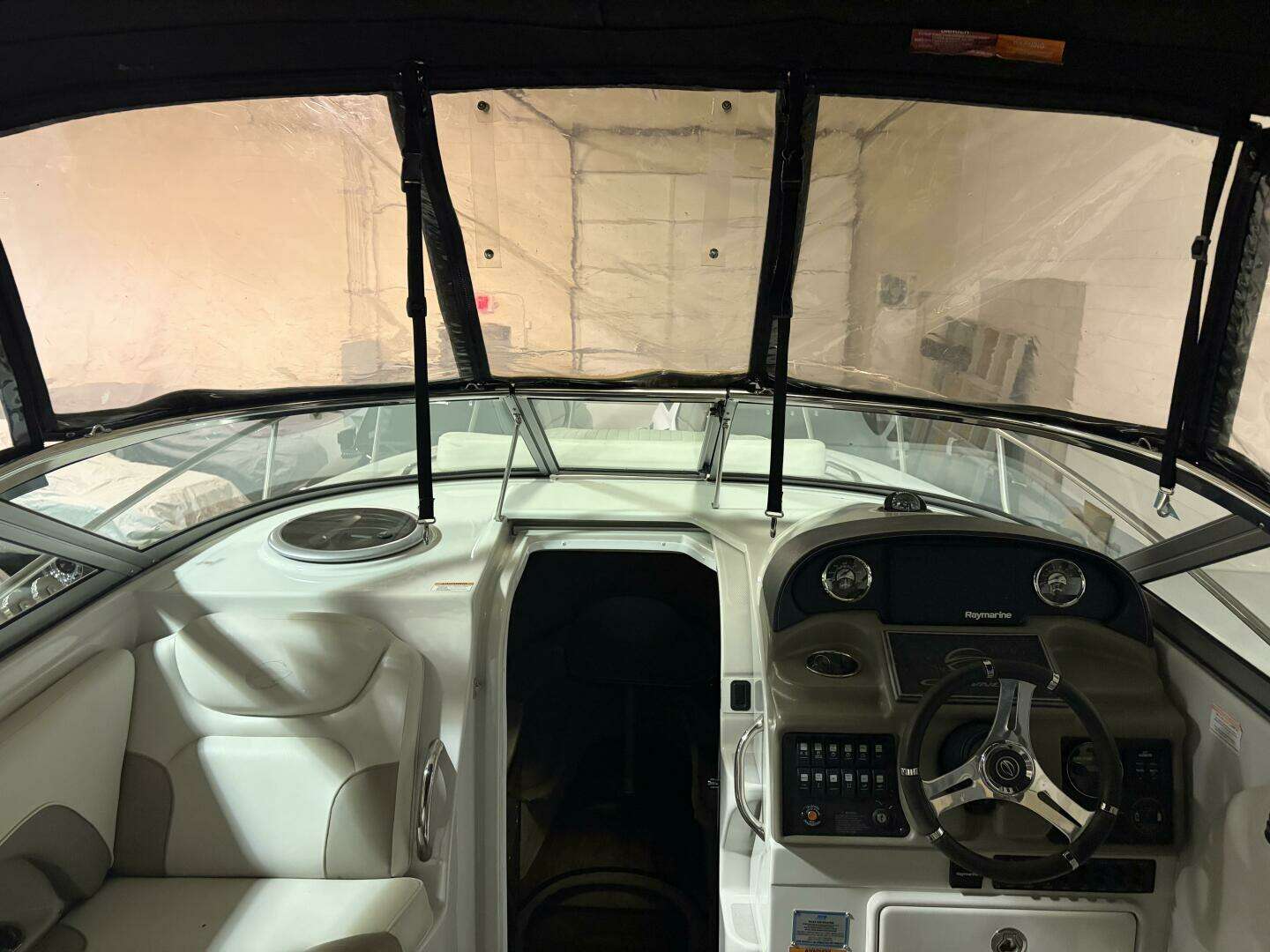 2019 Crownline 264 CR - Image 15
