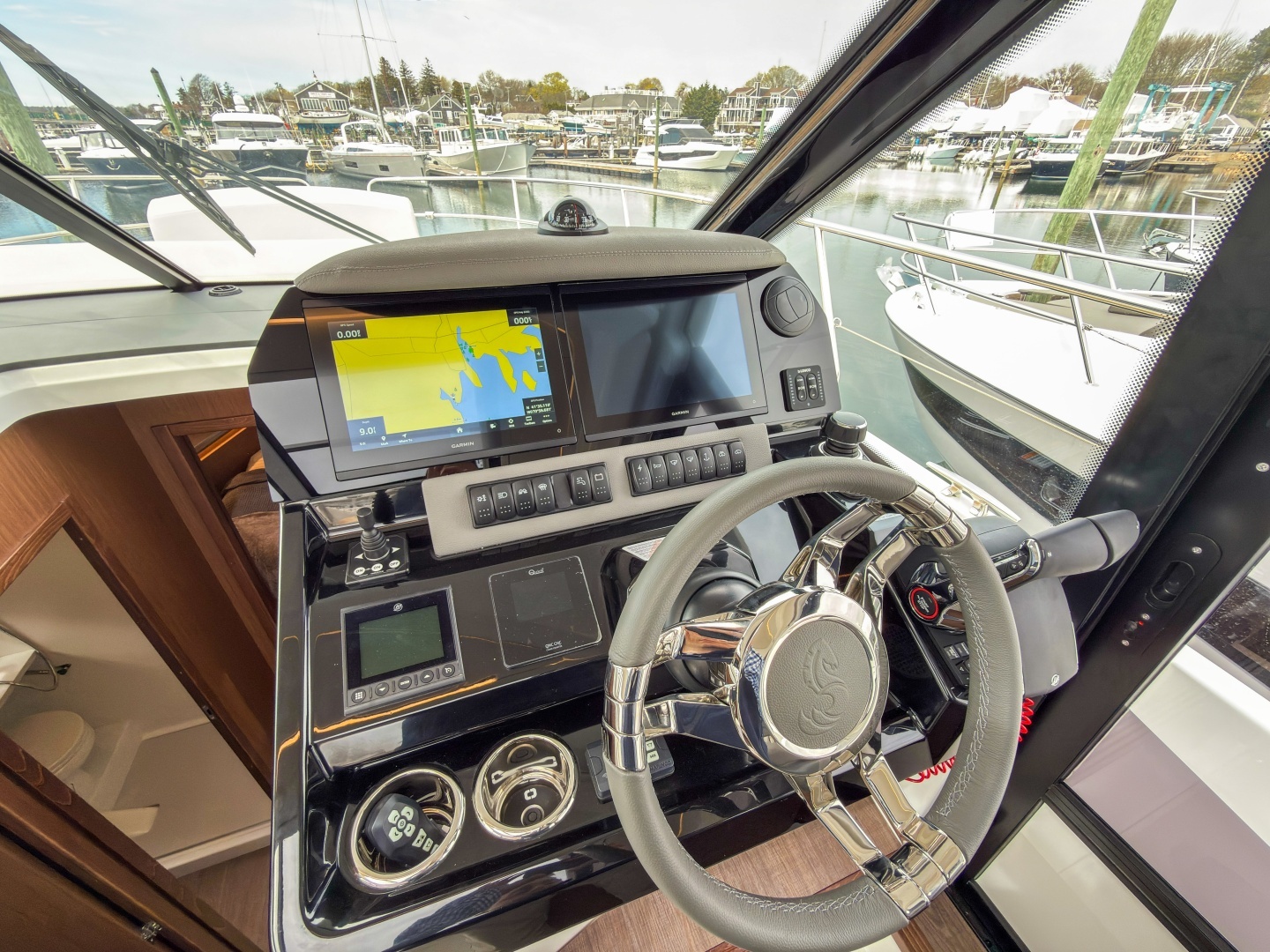 2026 Beneteau Antares 12 Coupe - Image 7