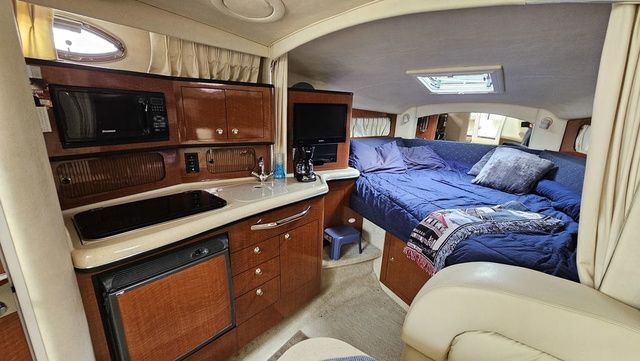 2003 Sea Ray 300 Sundancer - 15