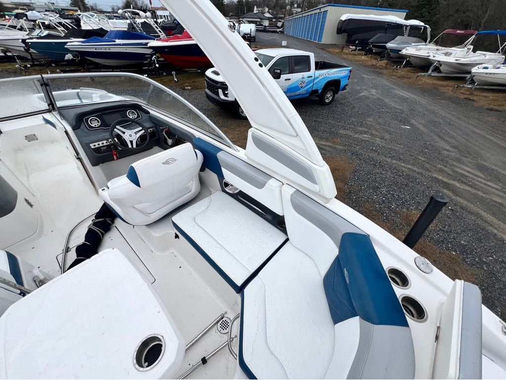2019 Chaparral 250 Suncoast - 6