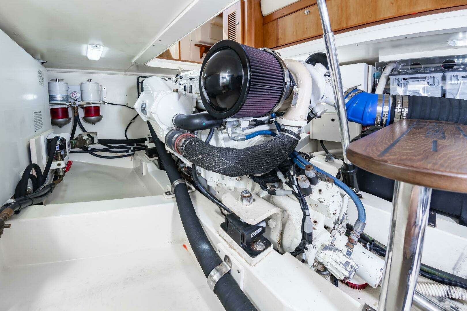 2018 Legacy 36 - Image 35
