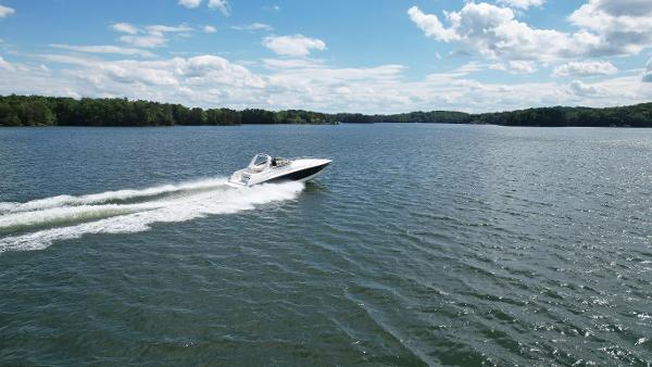 2007 Fountain 38 Express Cruiser - 10