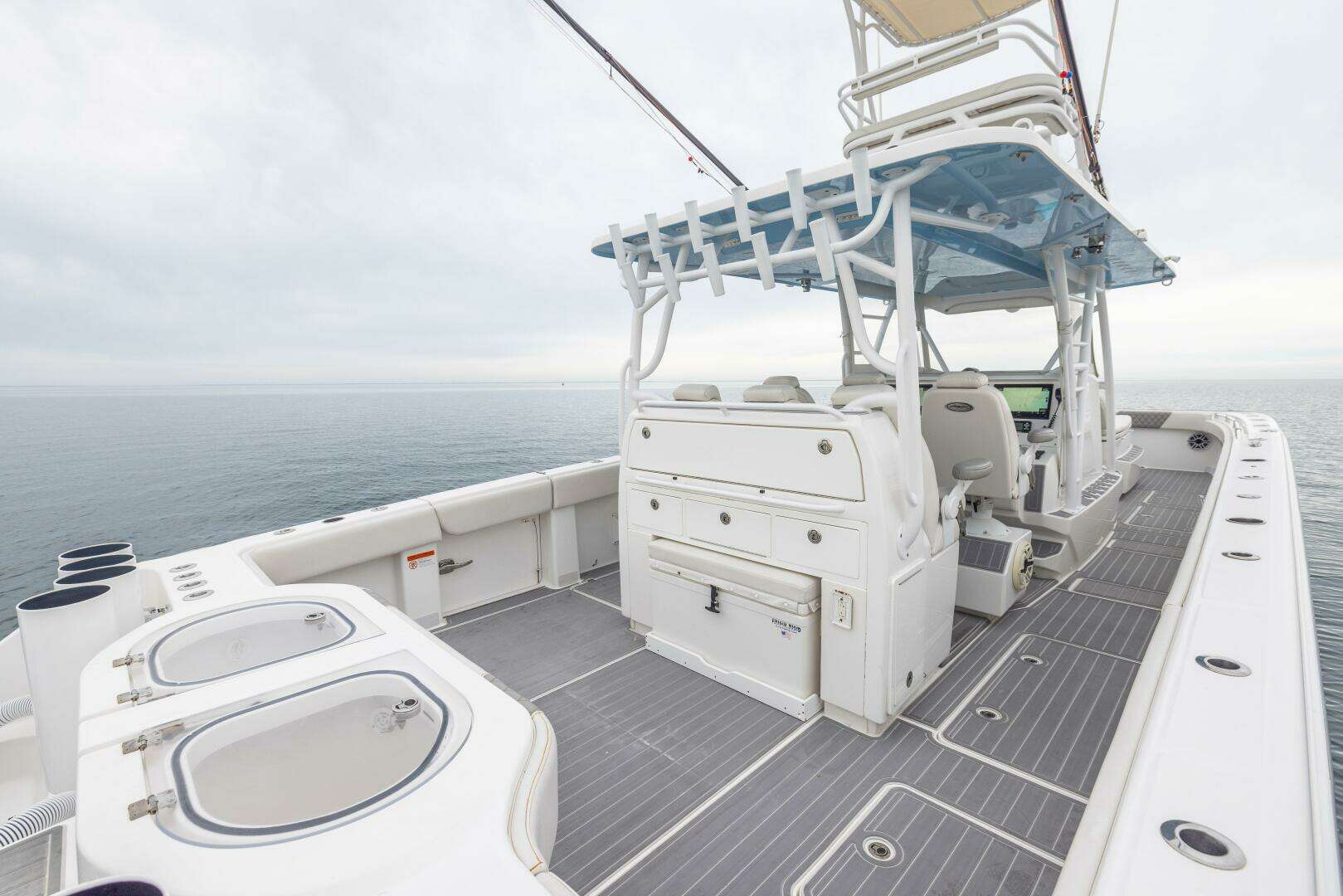 2020 Invincible 40’ Catamaran - Image 27