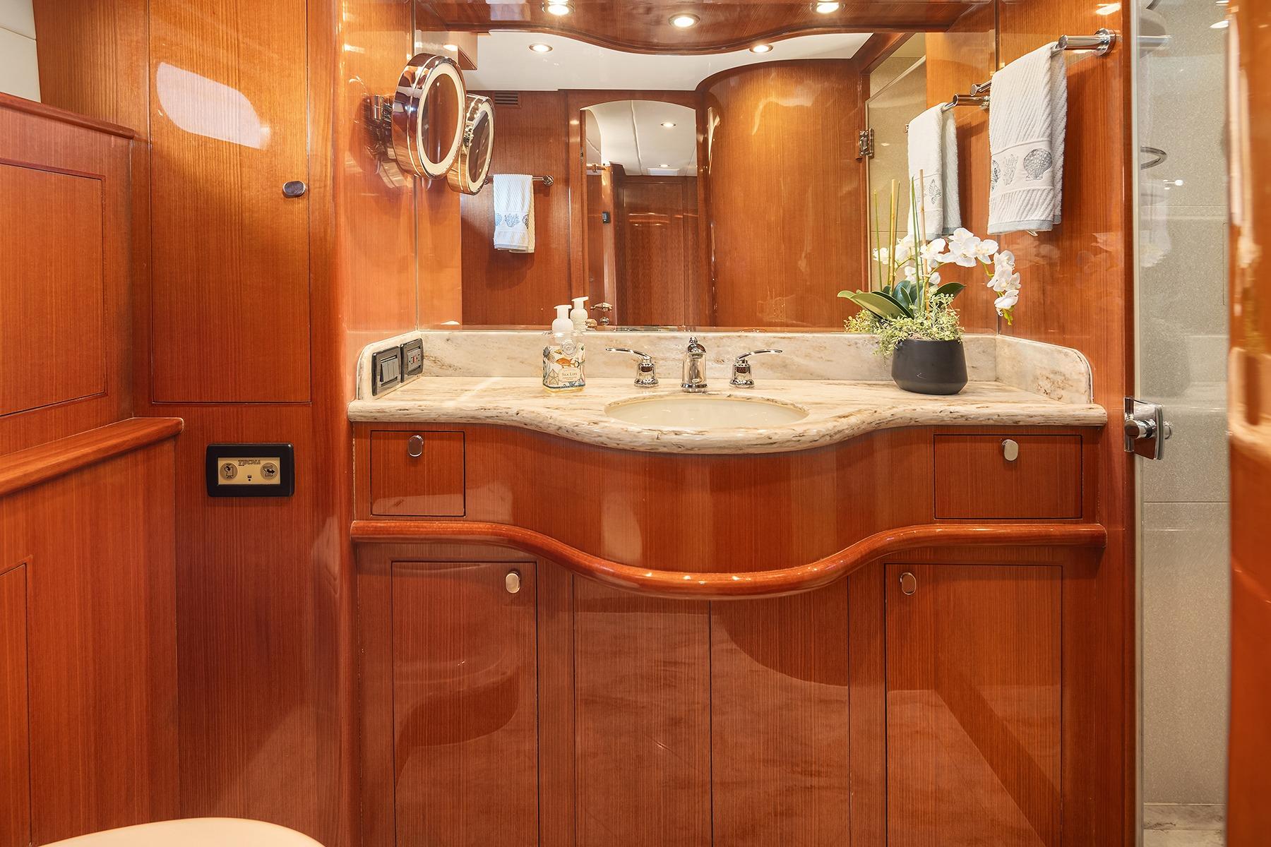 Owners Stateroom Head