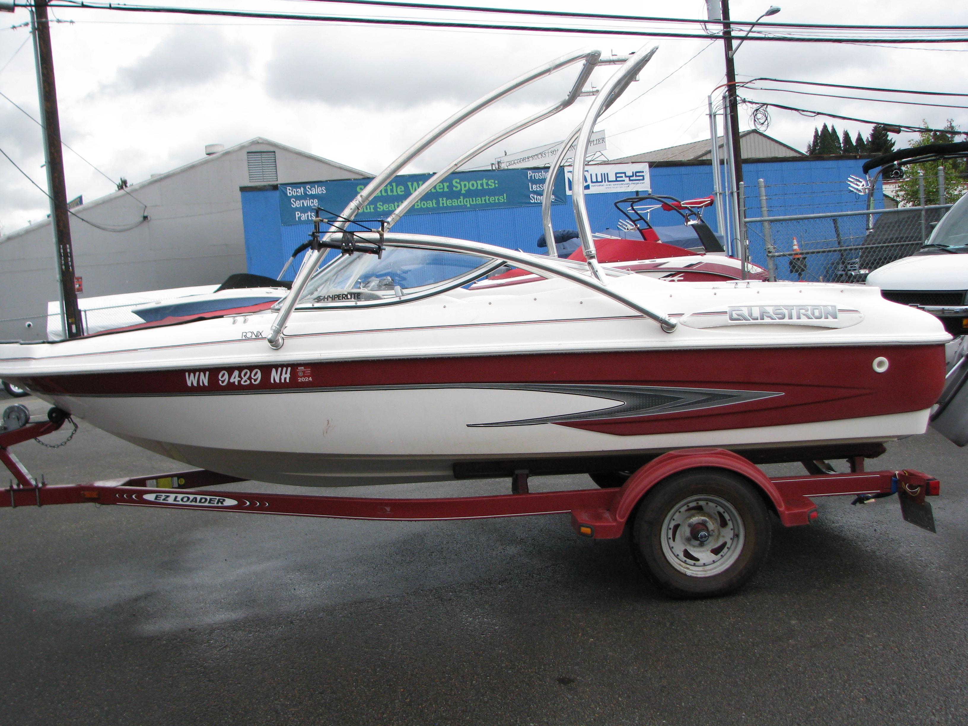 1999 Glastron SX 175