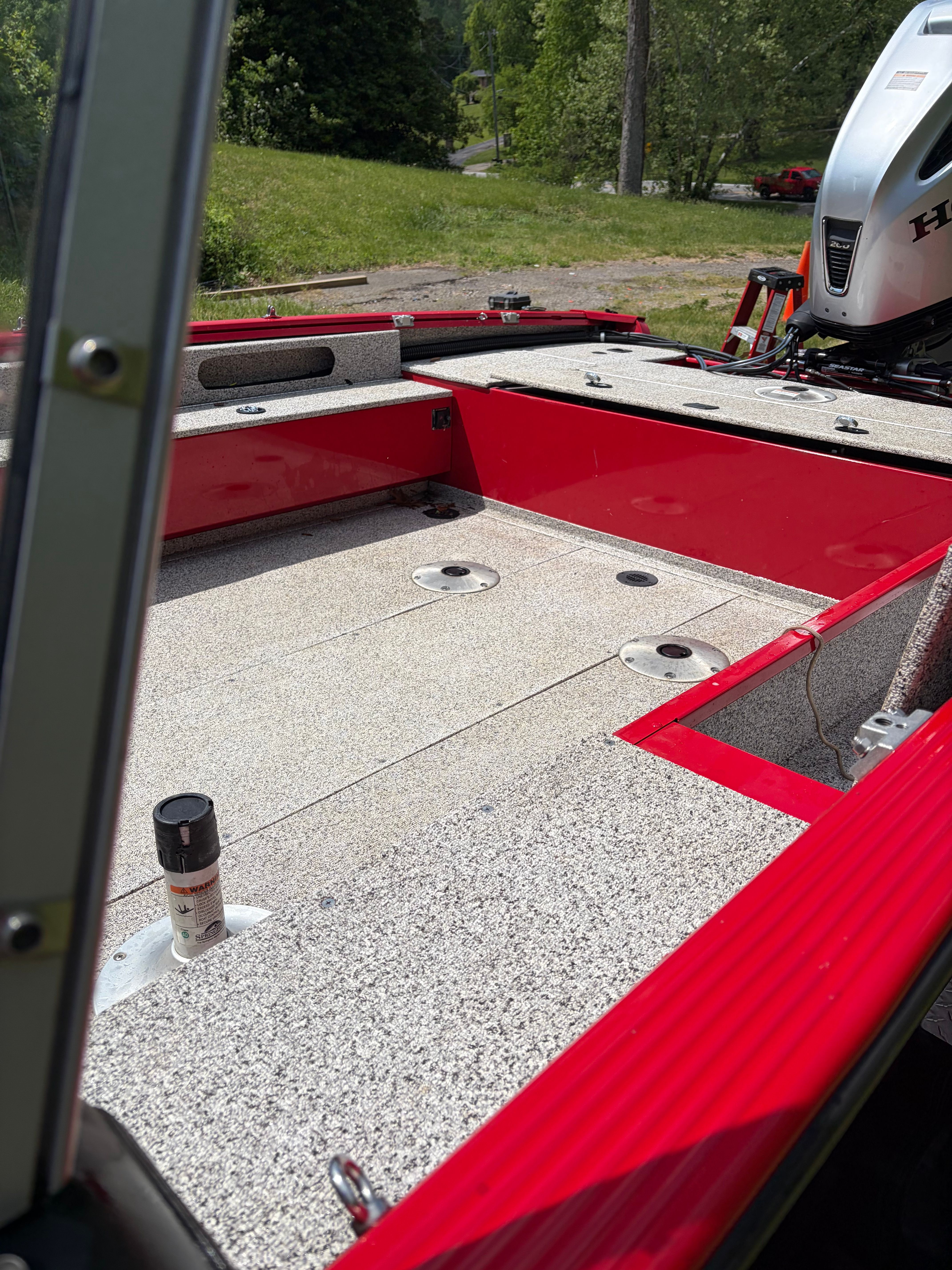Polar Kraft Outlander 2010 boat 2024, red deck, Honda engine.