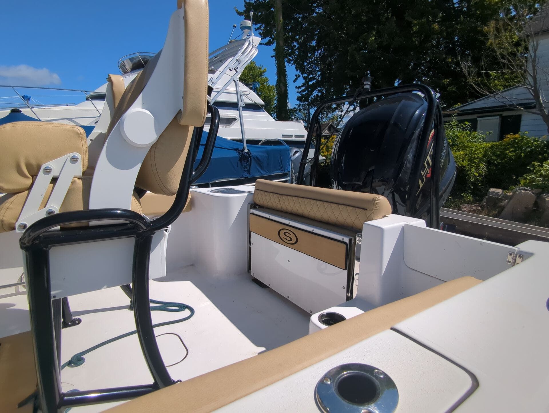 2023 Sportsman Open 212 Center Console - 11