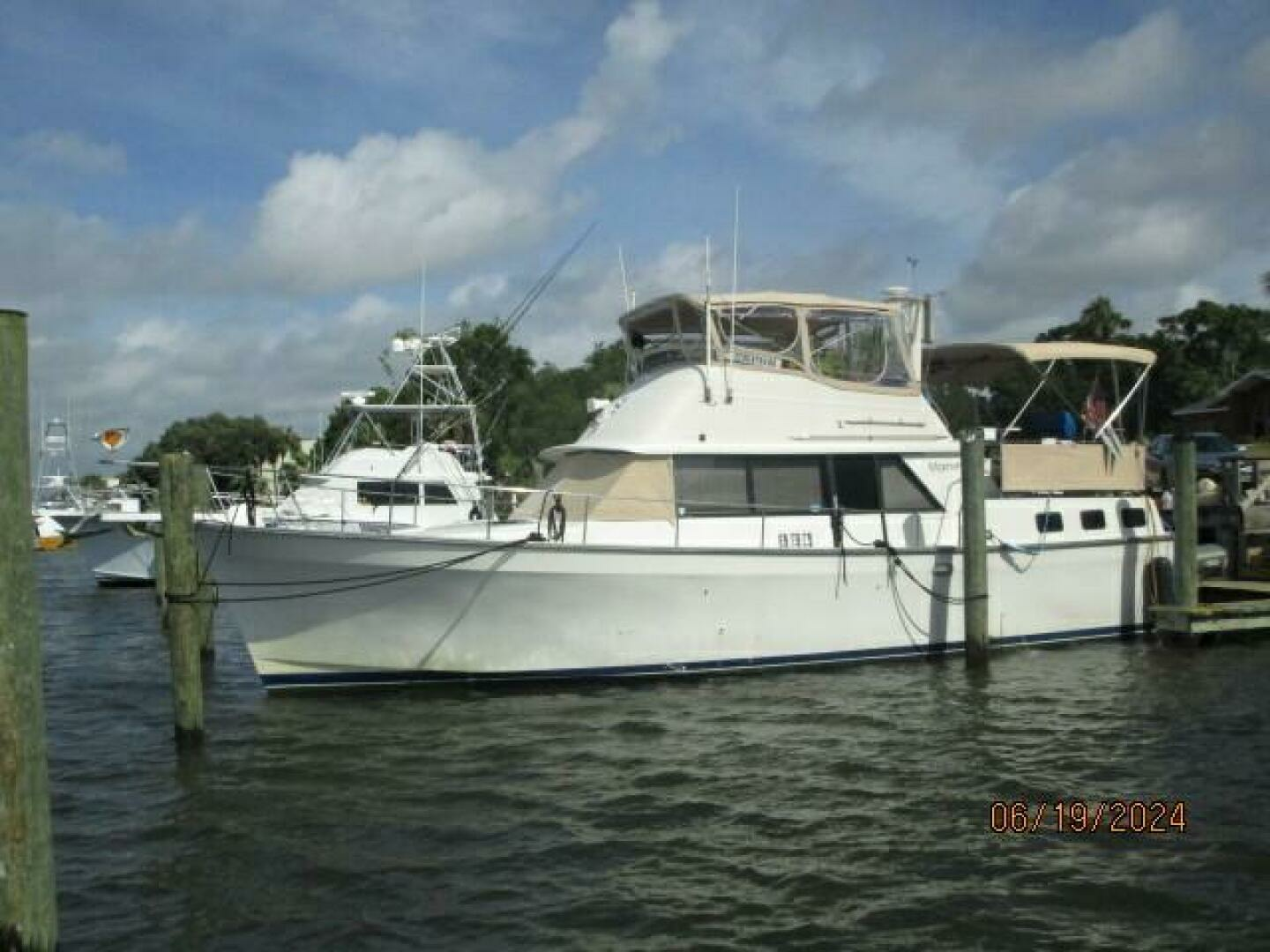 1984 Mainship 40DC - Image 4