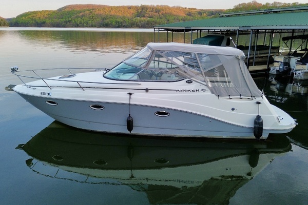 2008 Rinker 280 Express Cruiser