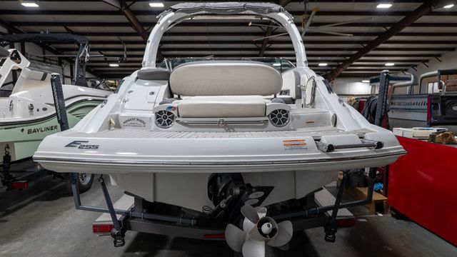 2020 Crownline E 255 - 4