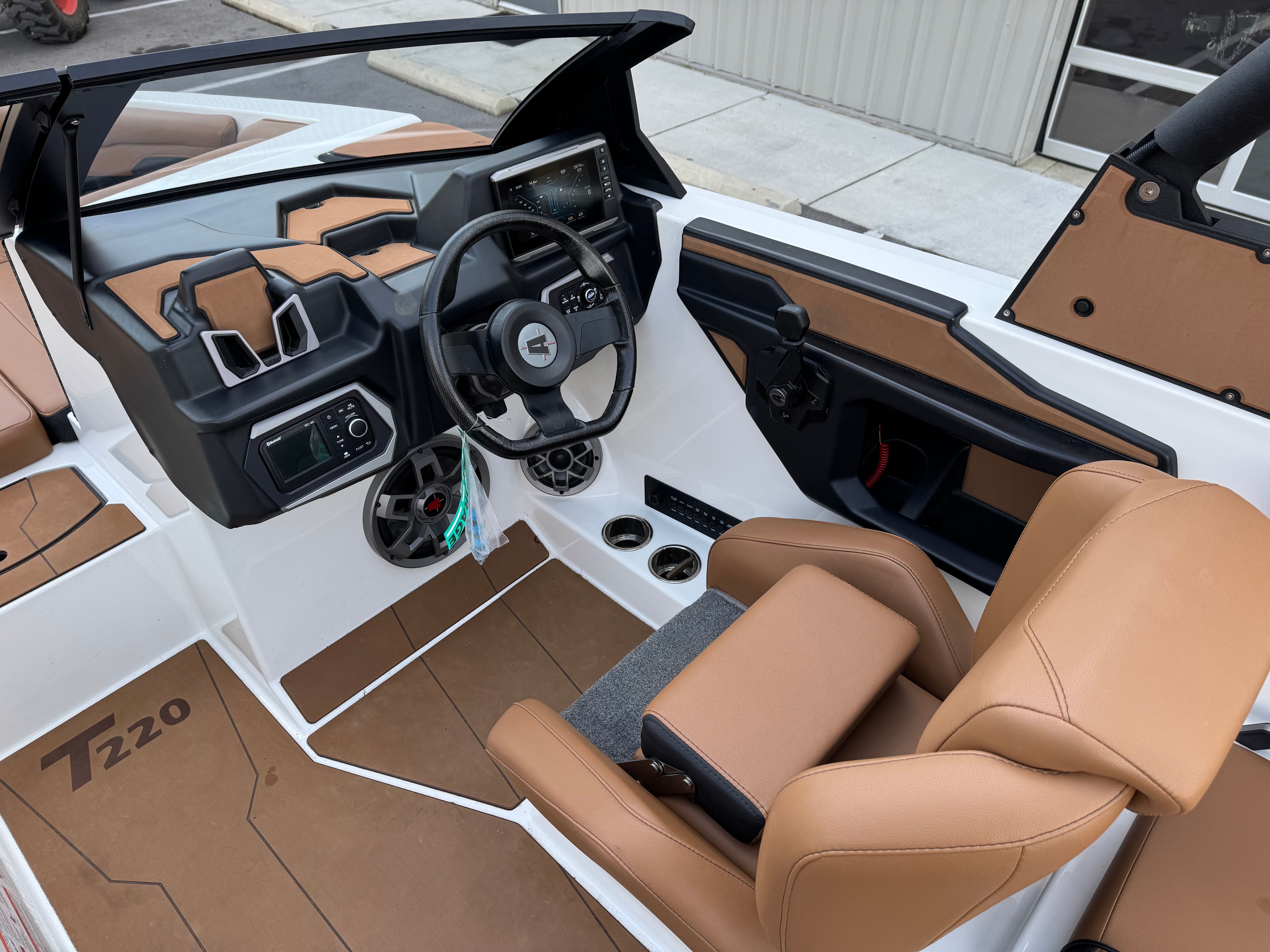 2023 AXIS T220 - Image 12