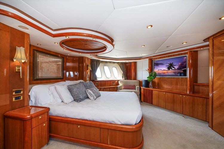 2005 Sunseeker 82 Yacht - Image 23