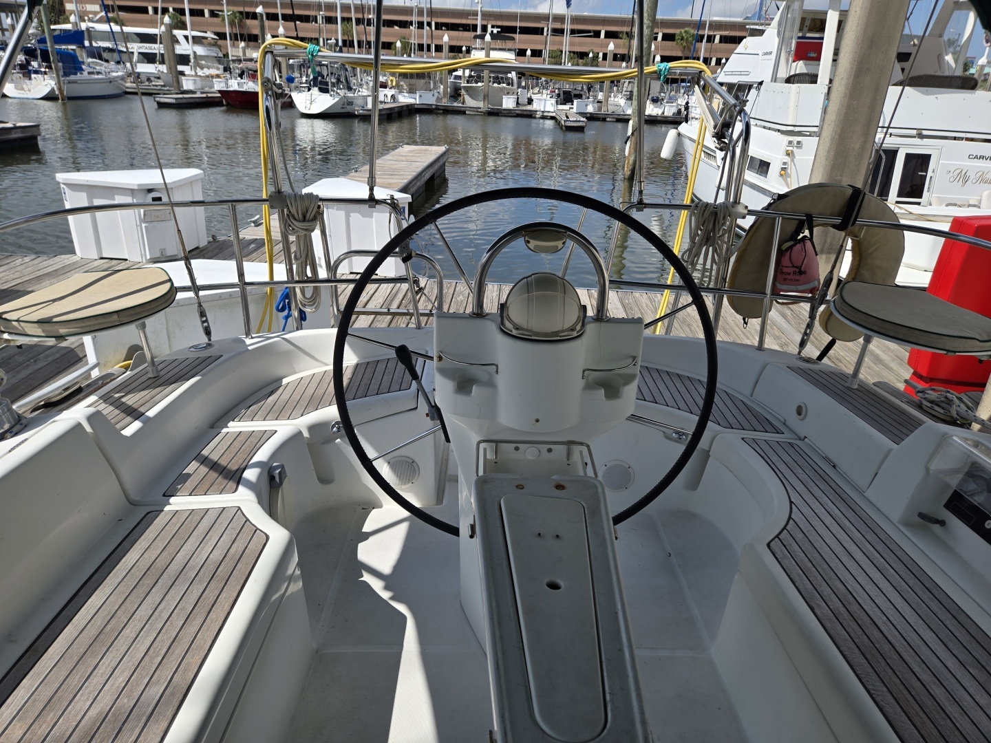 2004 Beneteau 423 - Image 24