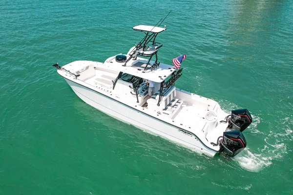2023 Invincible 33 Catamaran