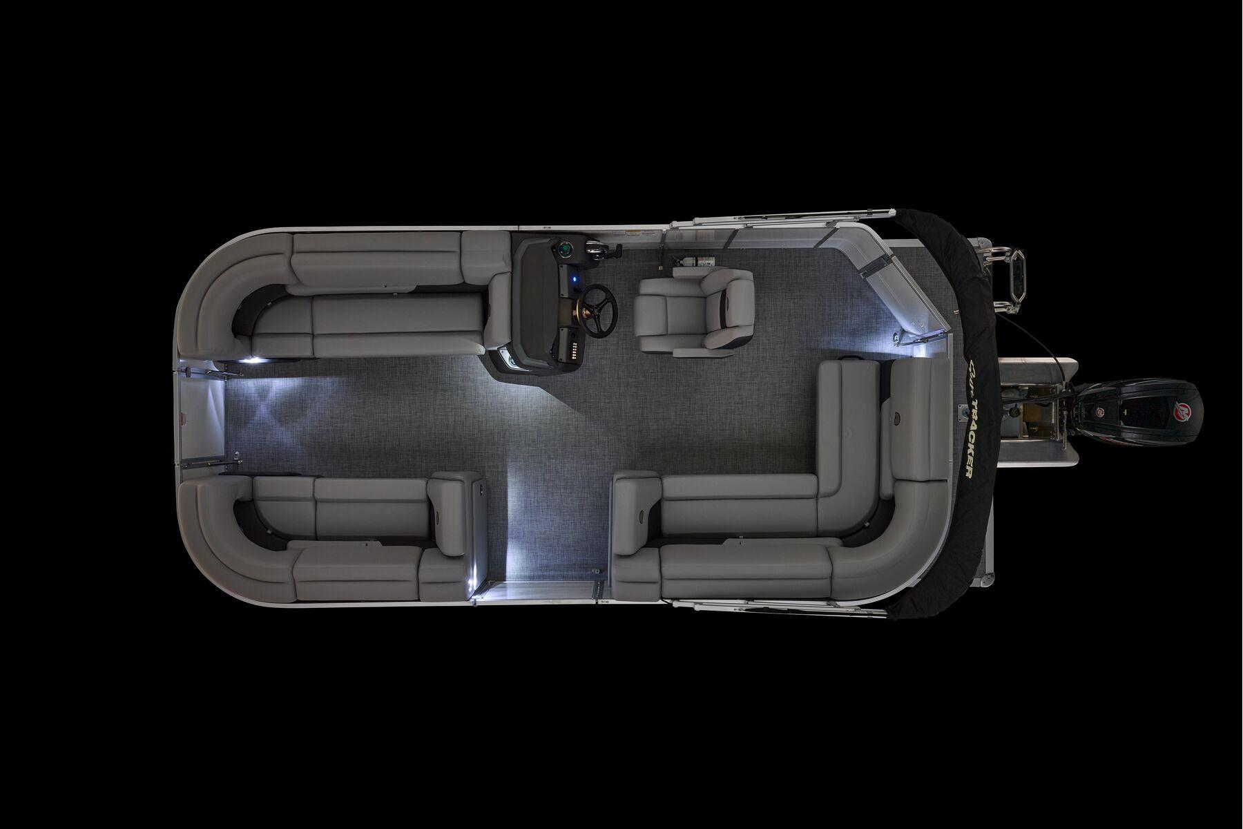 2026 Sun Tracker Party Barge 20 DLX - 56