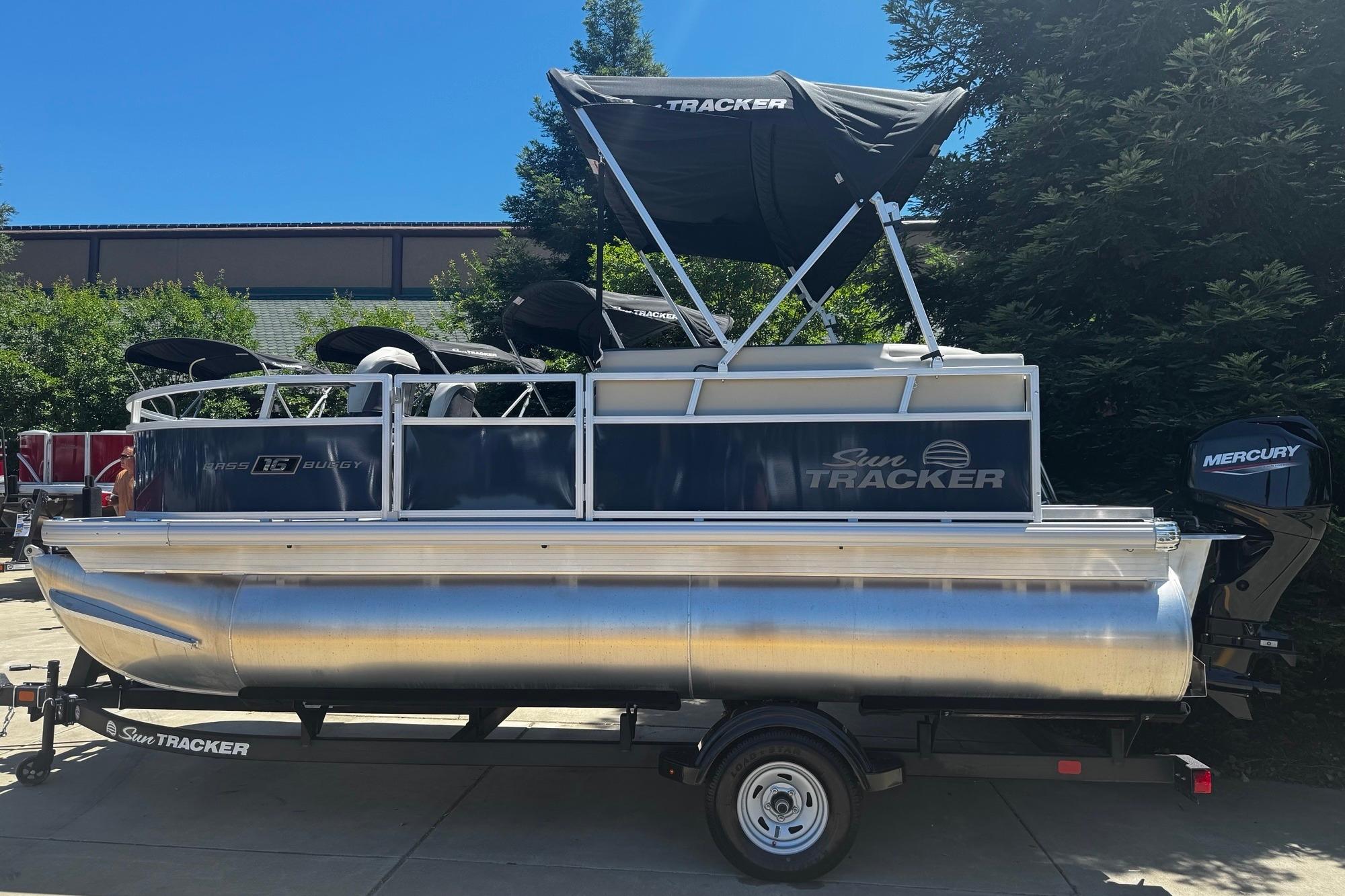 2026 Sun Tracker Bass Buggy 16 XL Select