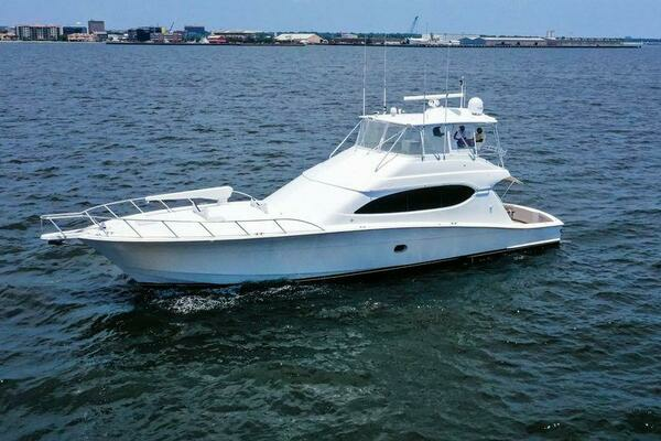 2007 Hatteras 68 Convertible