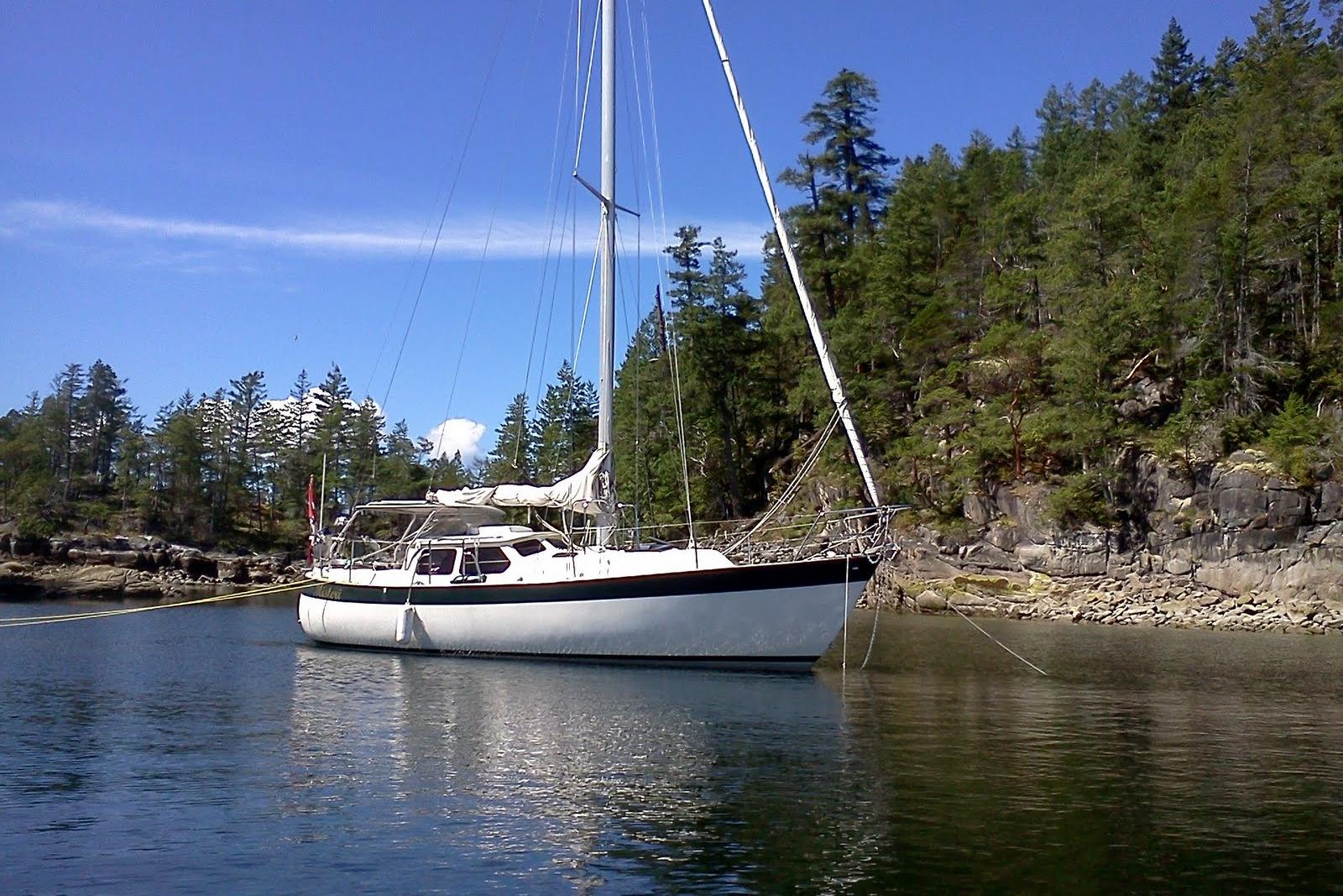 2004 Bruce Roberts Coast 34 Pilothouse