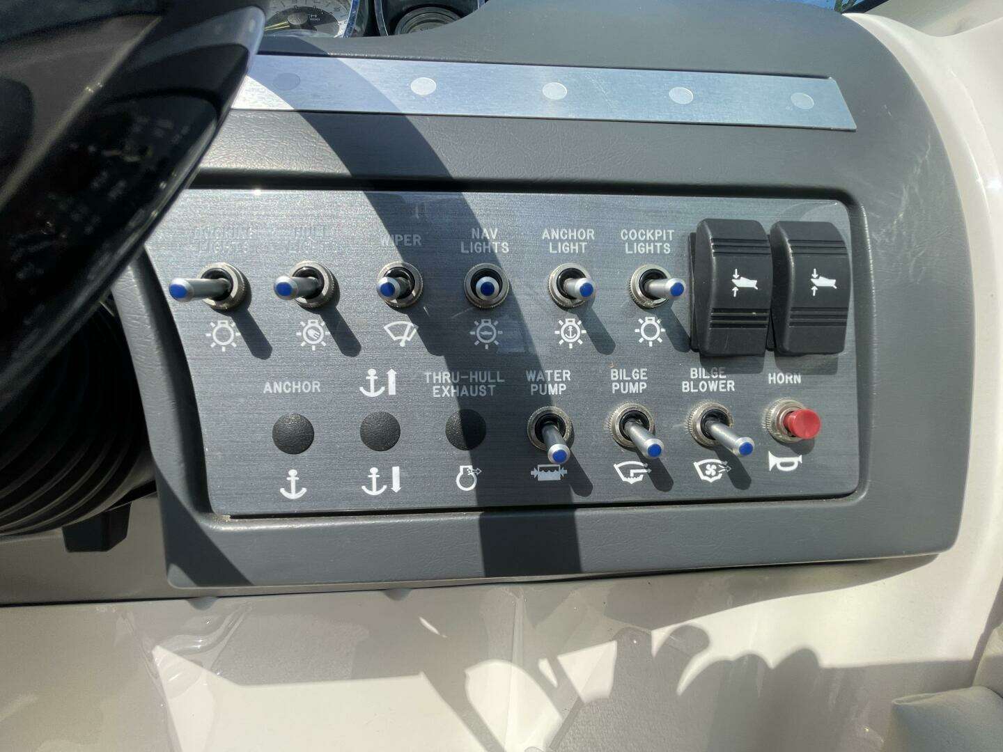 2010 Sea Ray 280 Sun Deck - Image 37