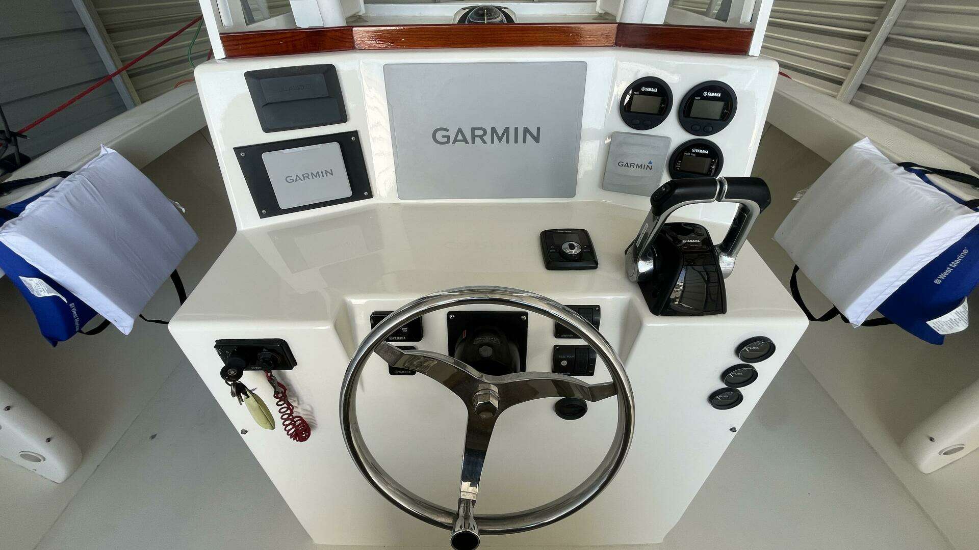 1990 Ocean Master 31 - Image 7