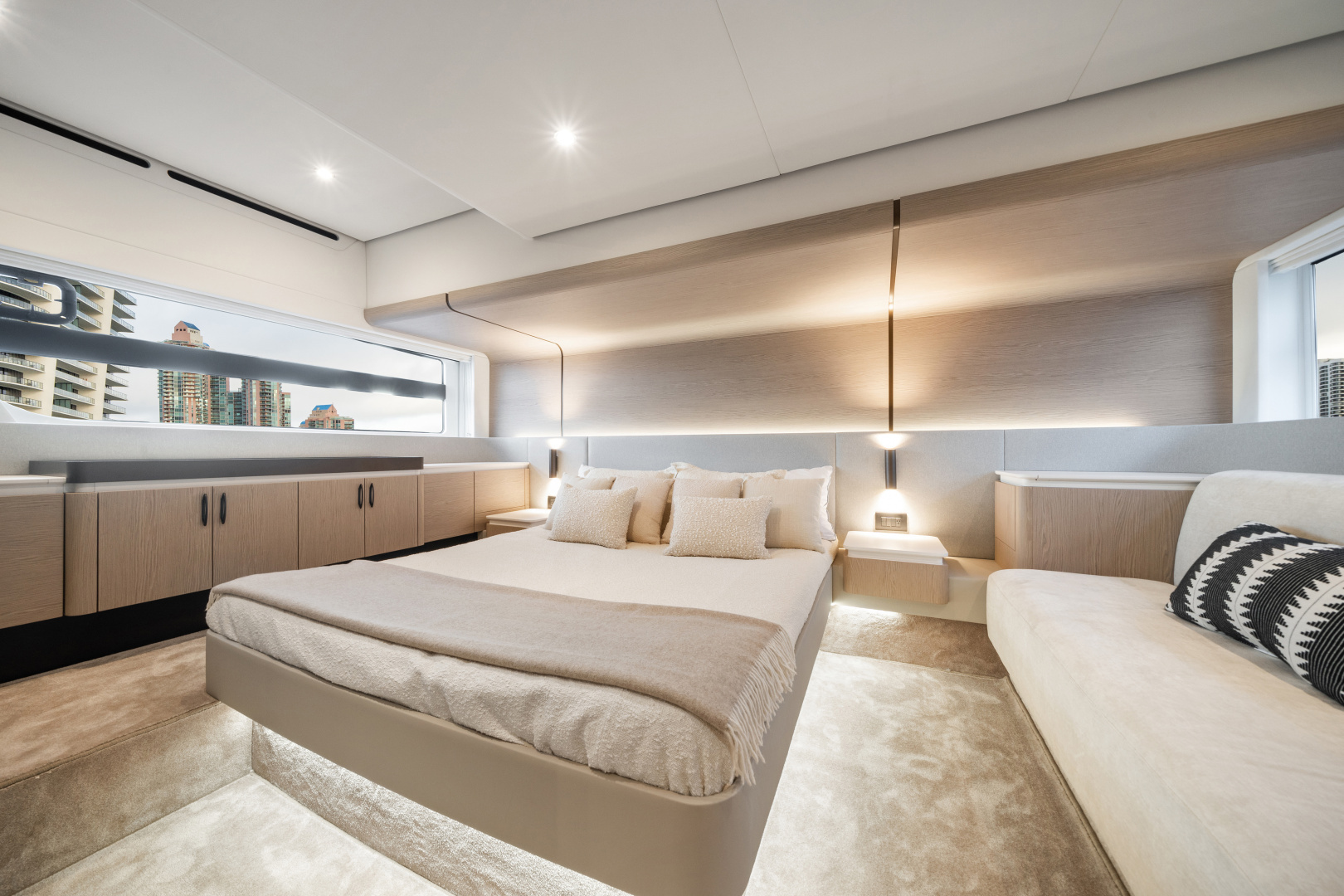 2023 Azimut 53 FLY - Image 20