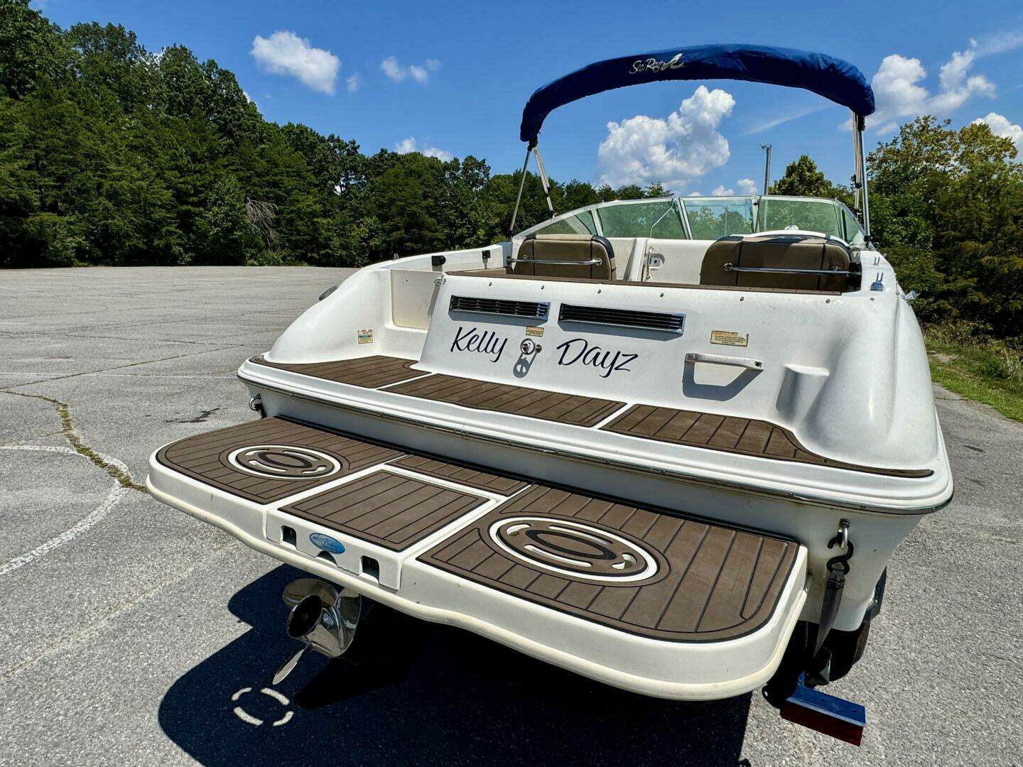 1999 Sea Ray 215 Express Cruiser - Image 22
