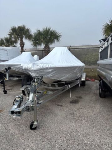 2026 Mako 18 Pro Skiff