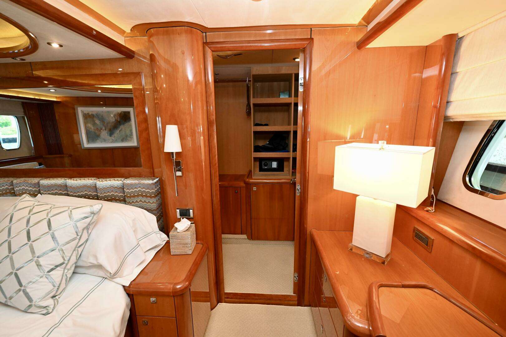 2005 Sunseeker Yacht - Image 46