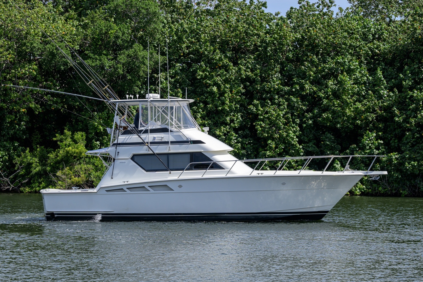 1992 Hatteras 46 Convertible - Image 64