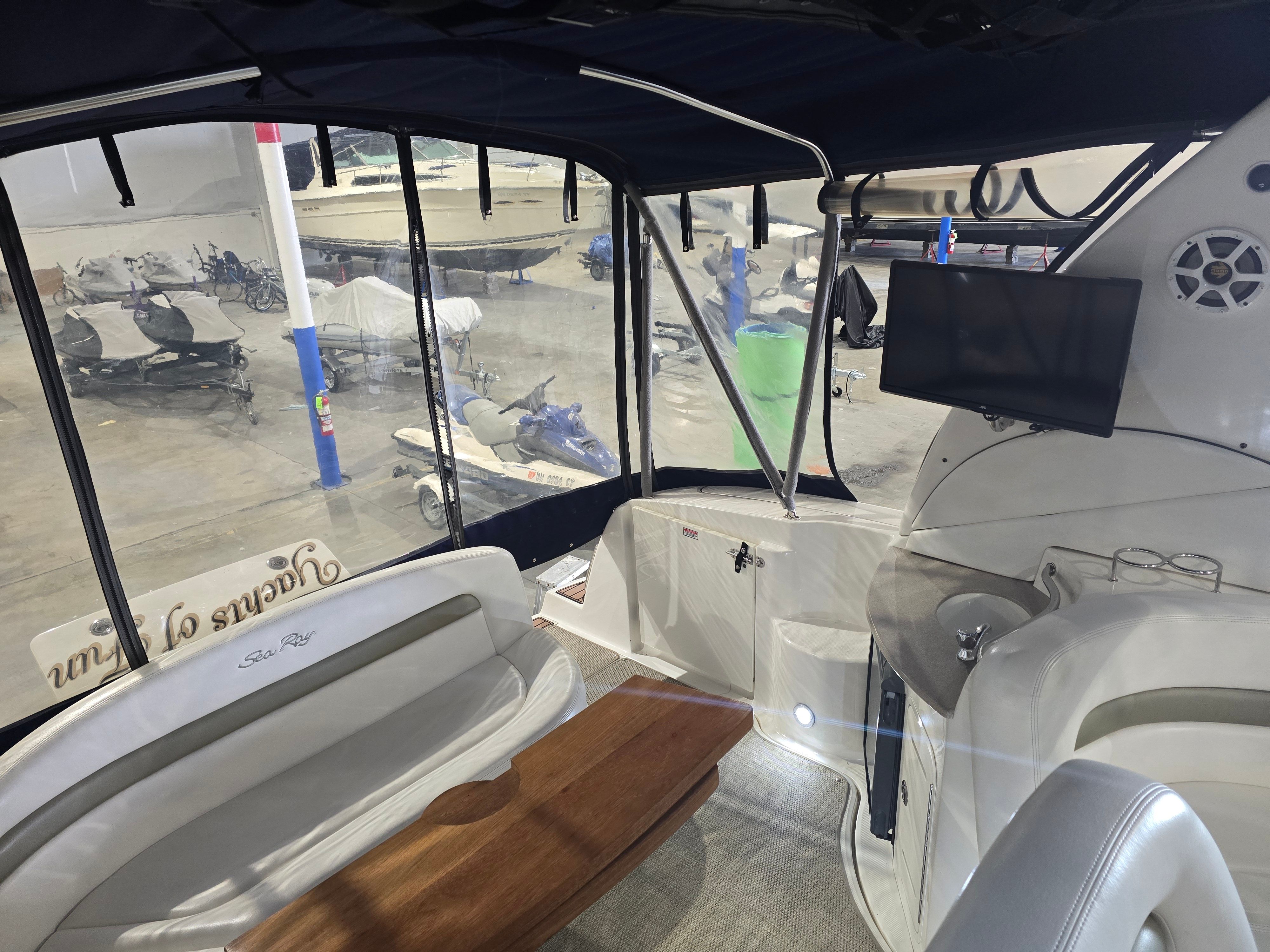 2006 Sea Ray Sundancer 320 - 10