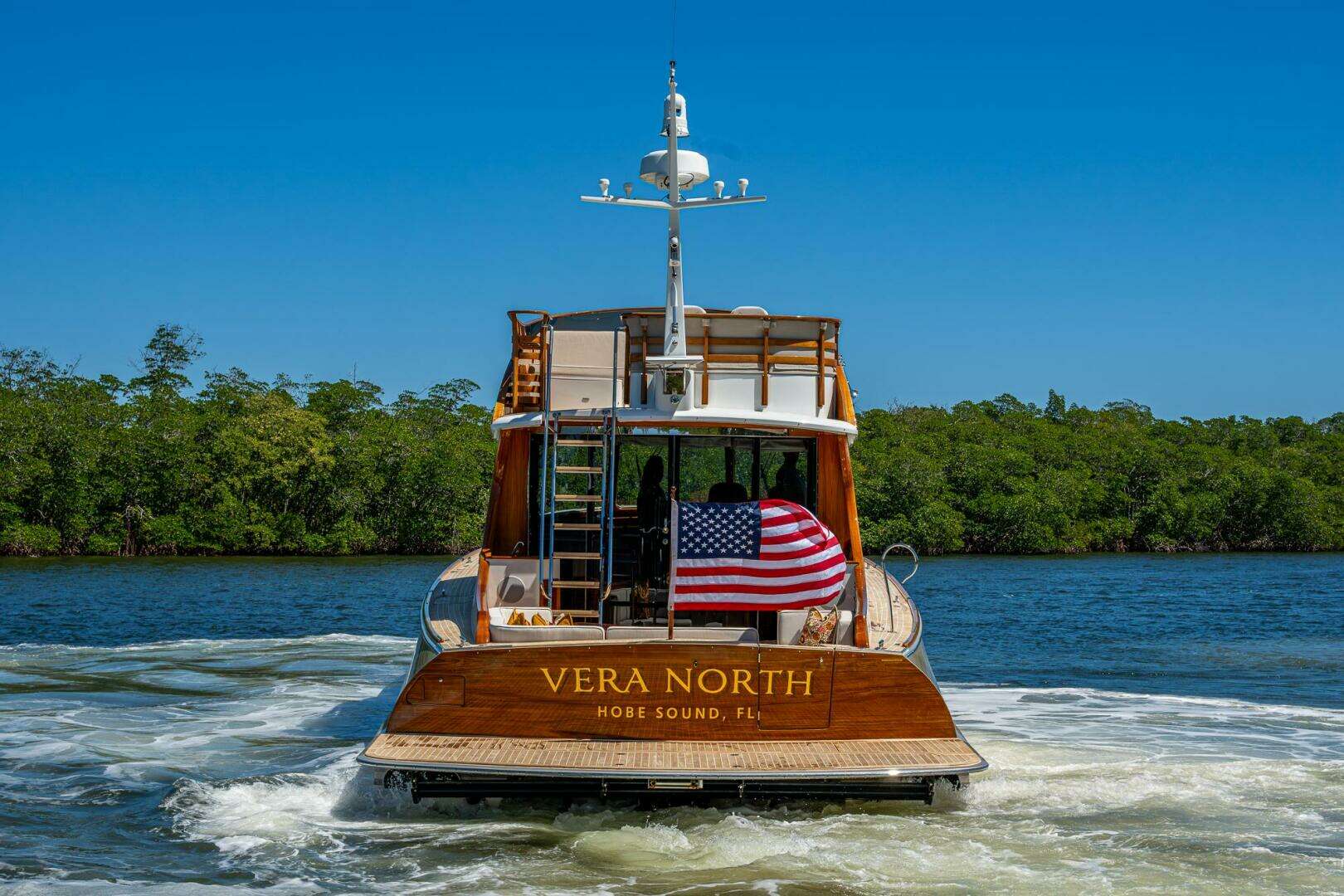 2021 Hinckley Talaria 55 Flybridge MKII - Image 6