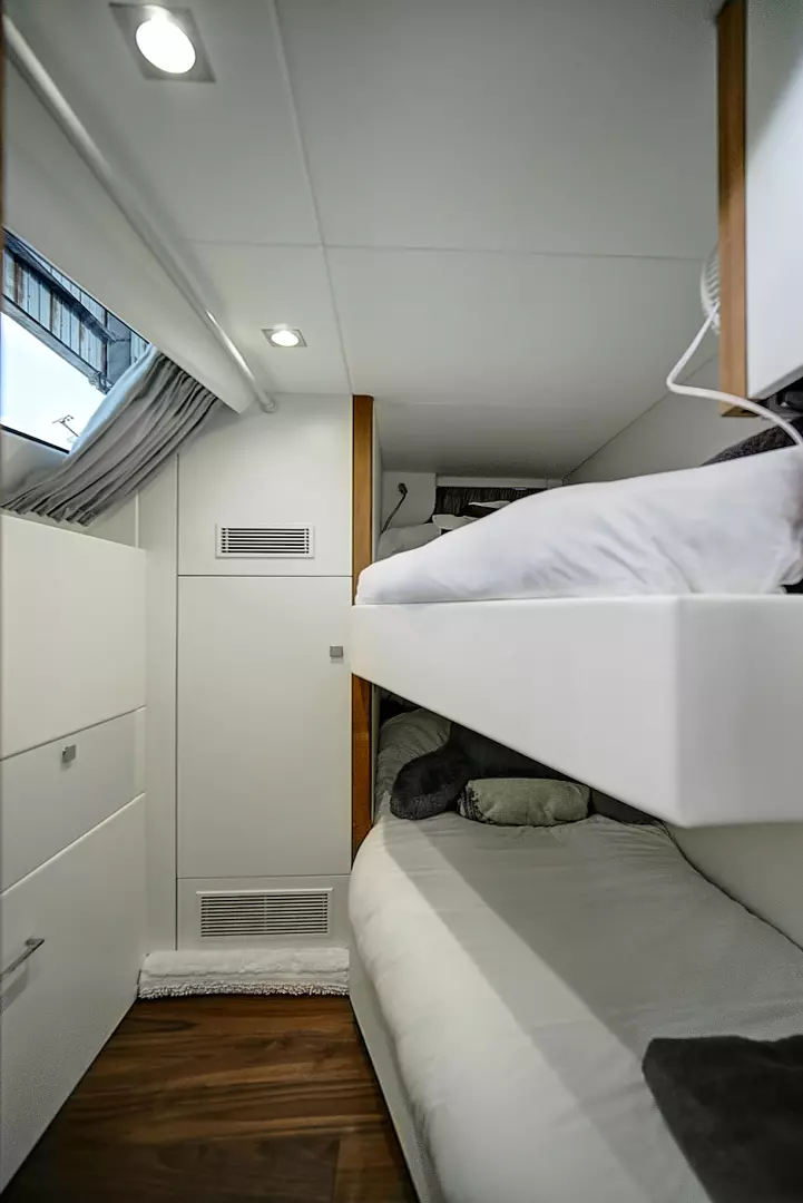 2019 Sunseeker 86 Yacht - Image 69