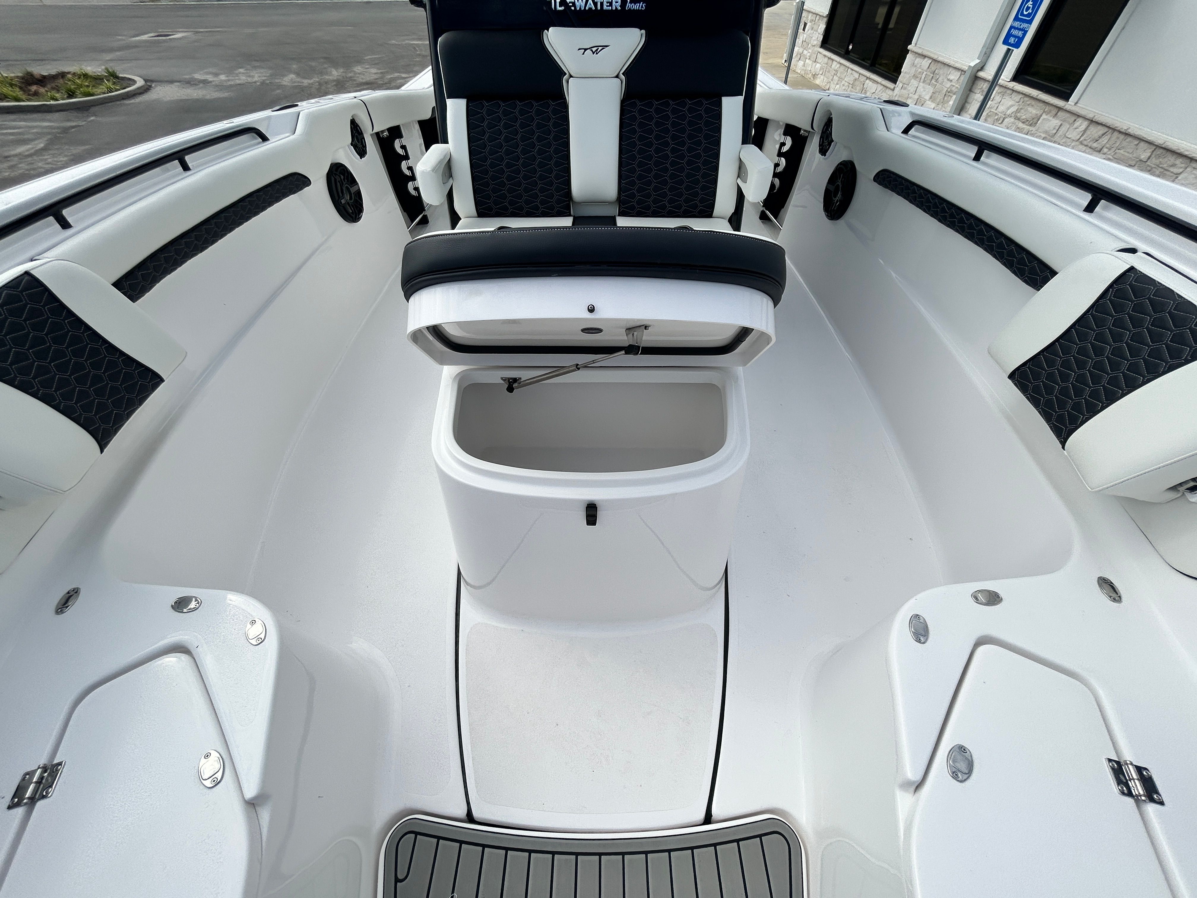 2026 Tidewater 320 CC Adventure - 26