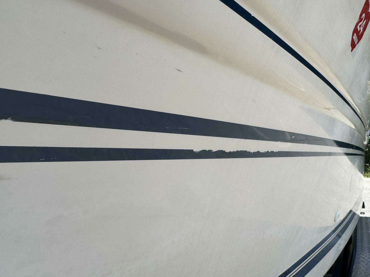 1999 Sea Ray 215 Express Cruiser - Image 200