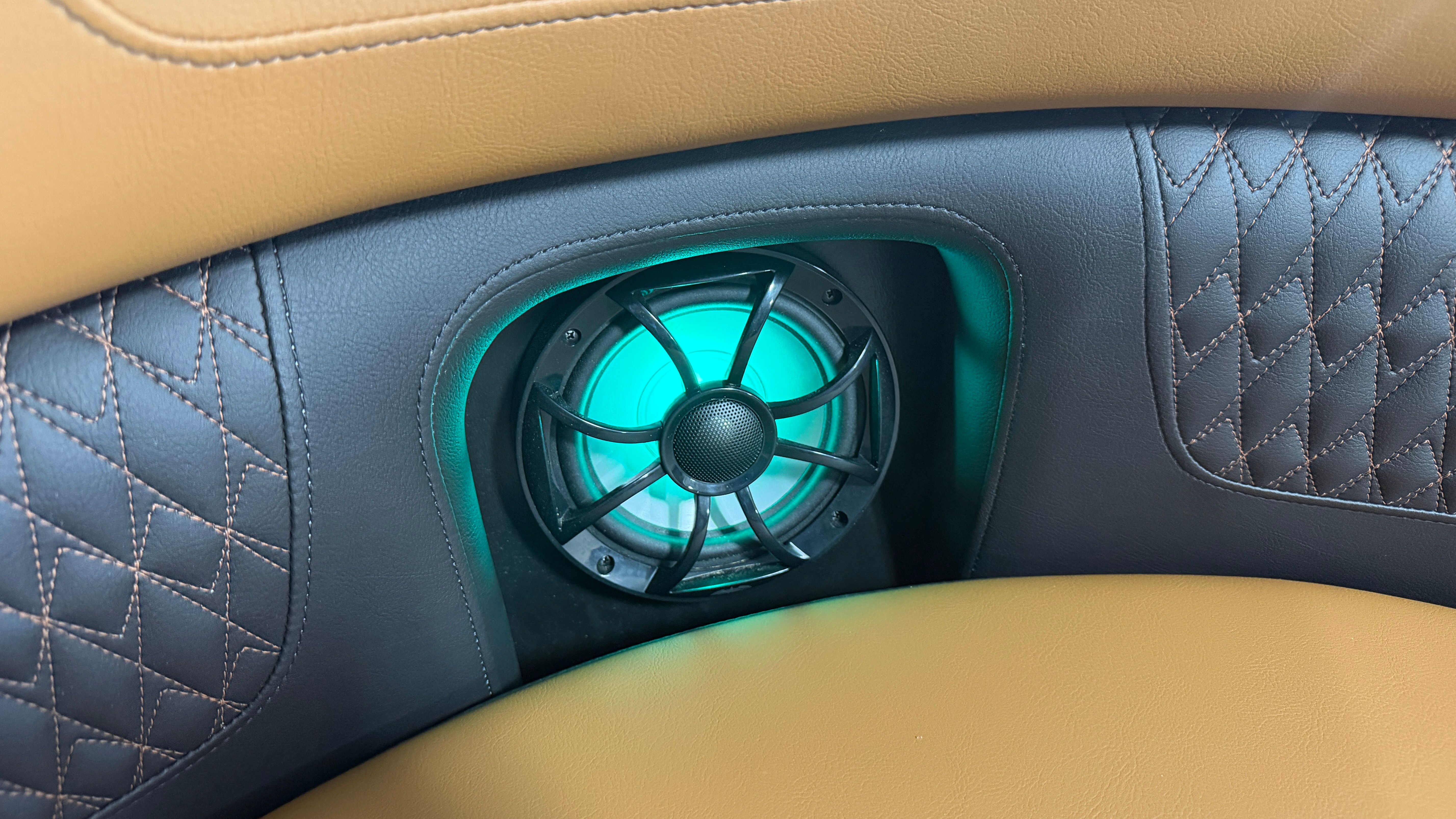2026 Premier 230 Solaris - 16