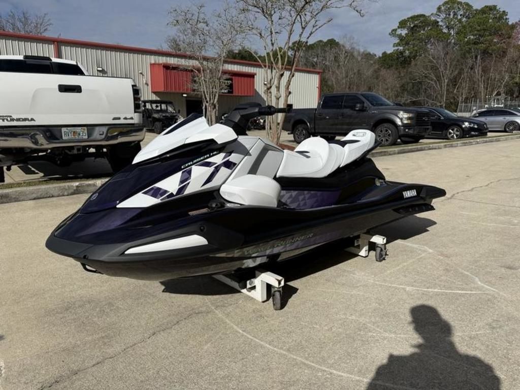 2026 Yamaha WaveRunners VX Cruiser® HO with Audio