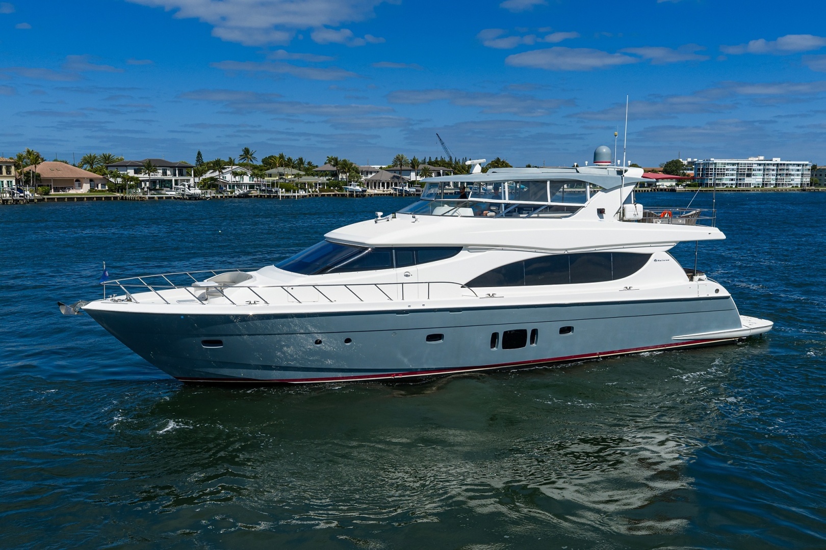 2013 Hatteras 80 Motor Yacht - Image 66