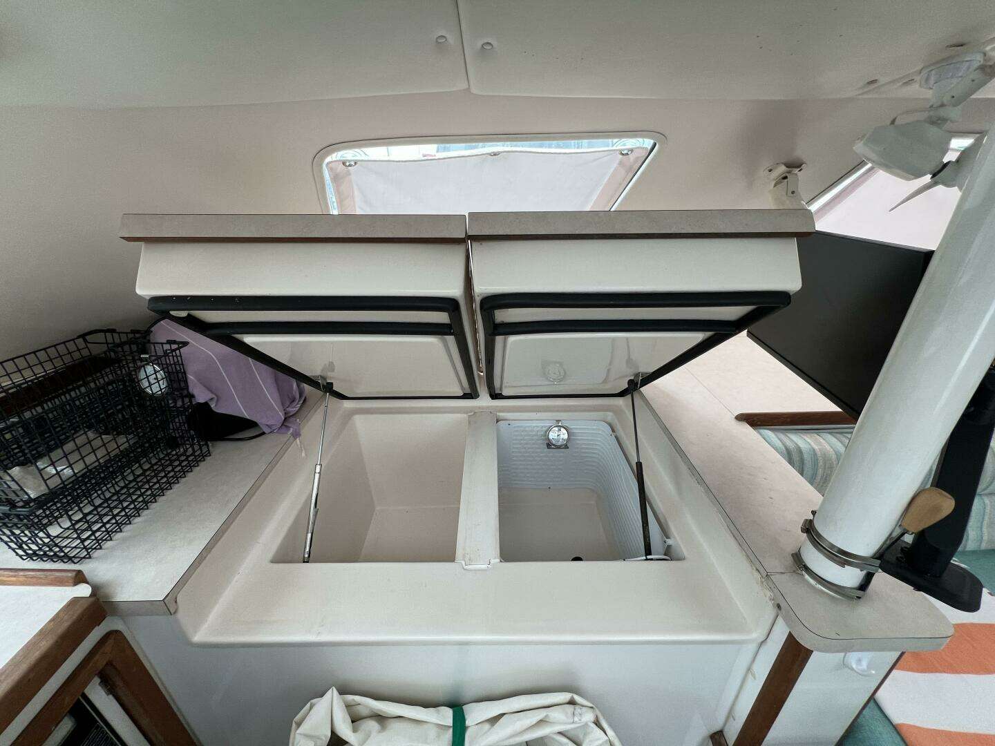 1997 Manta 40 - Image 30