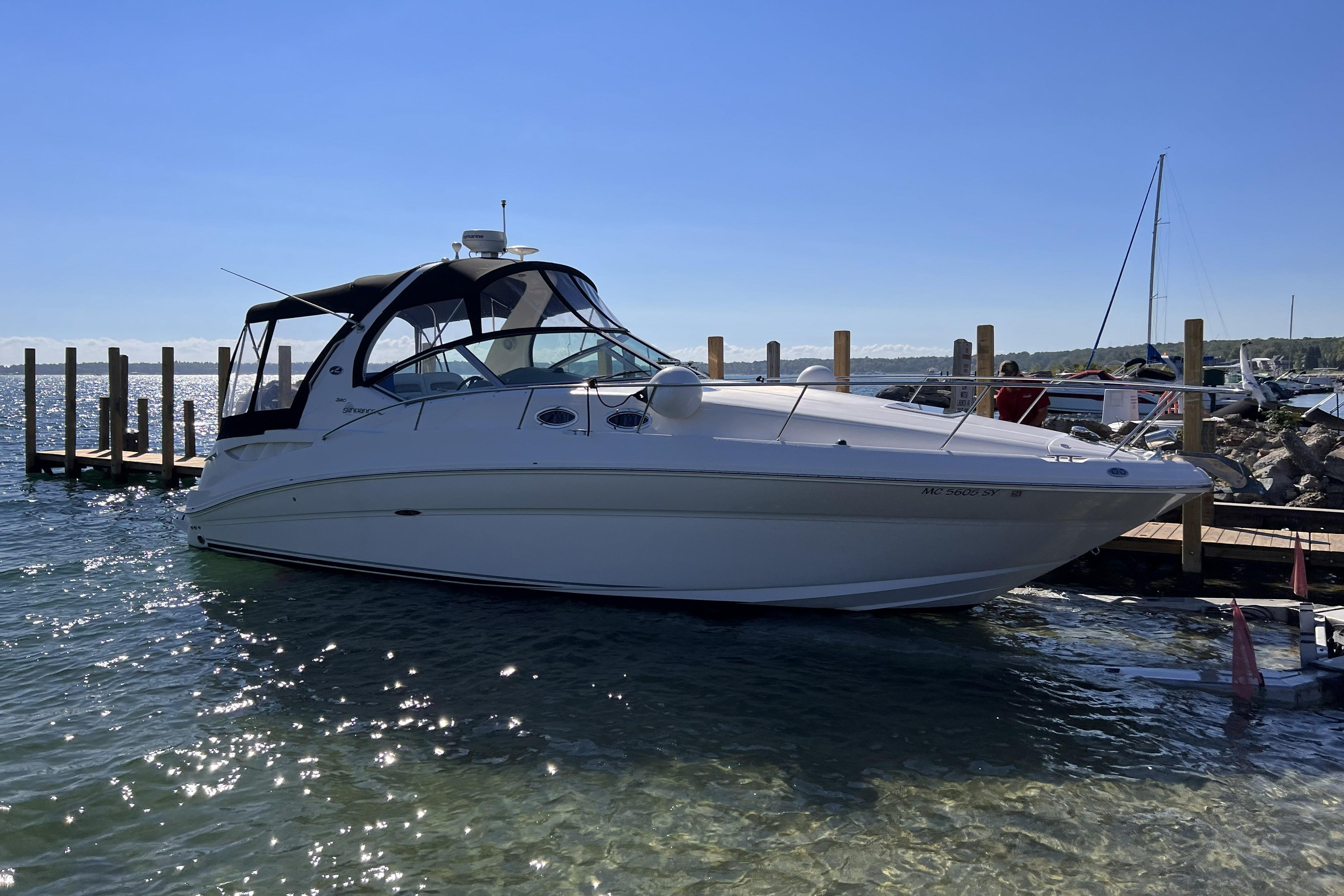 2006 Sea Ray Sundancer 320